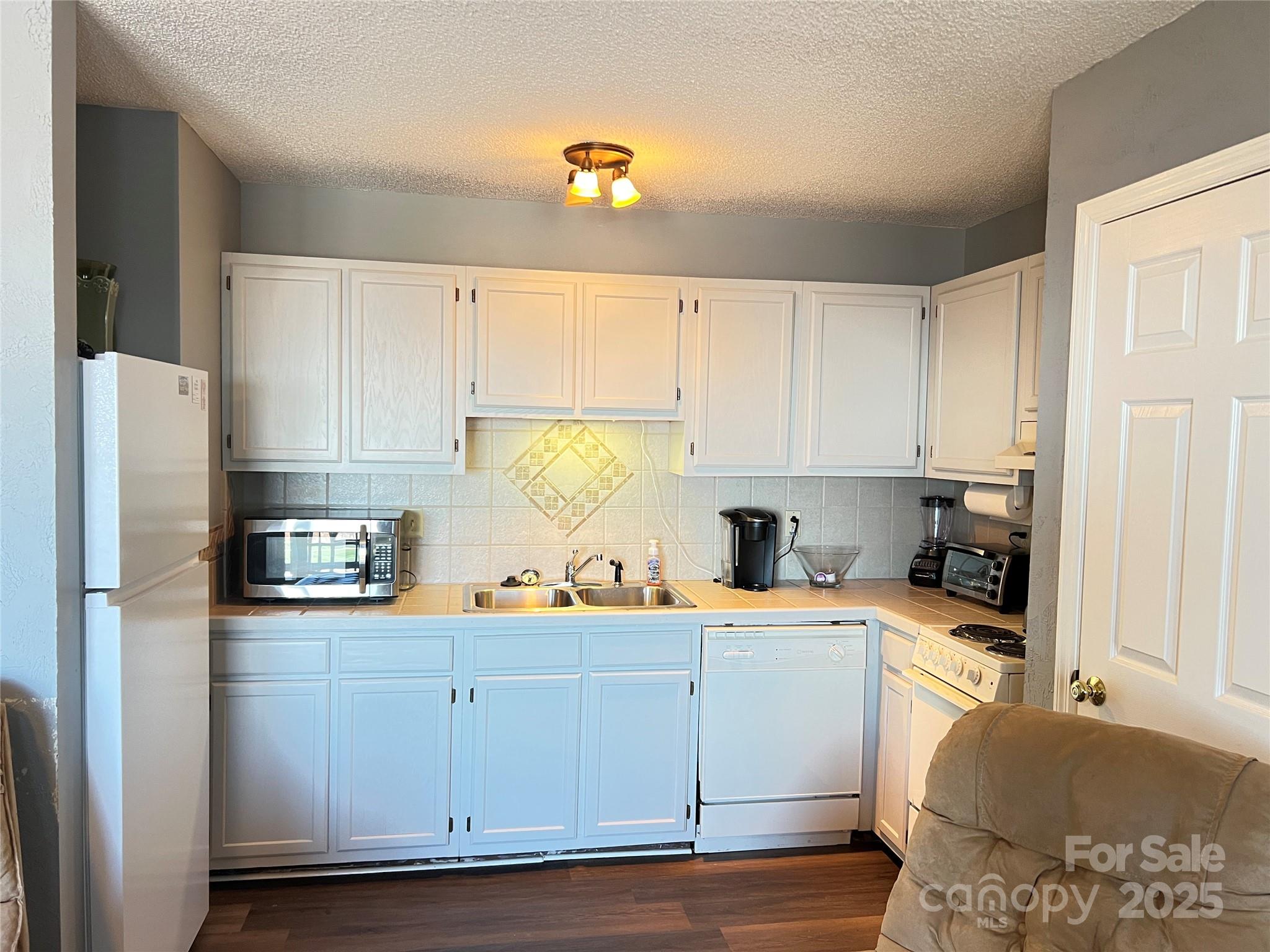 301 Pinnacle Inn Road 4313 Property Photo 30