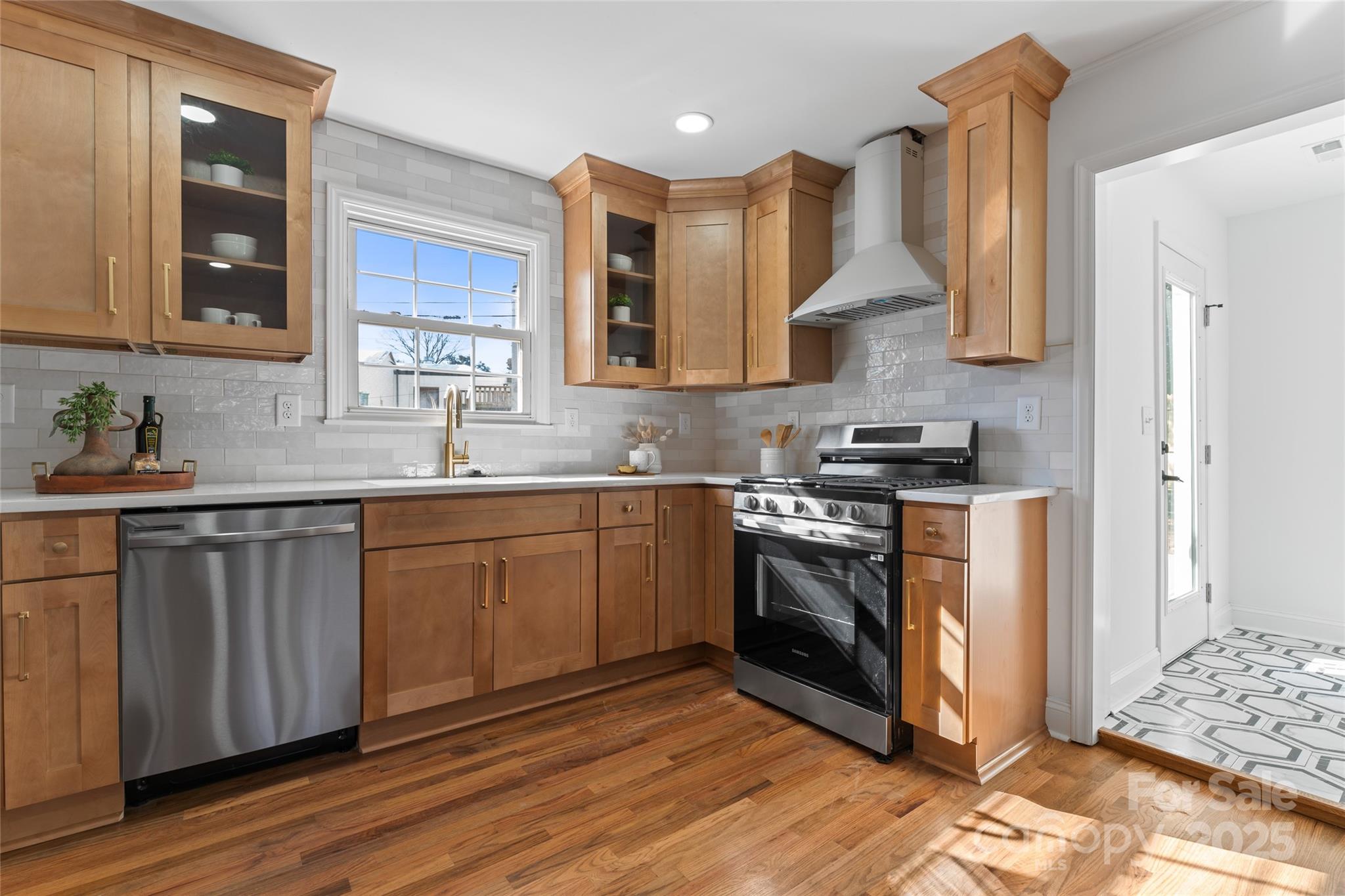 5113 Grice Court Property Photo 4