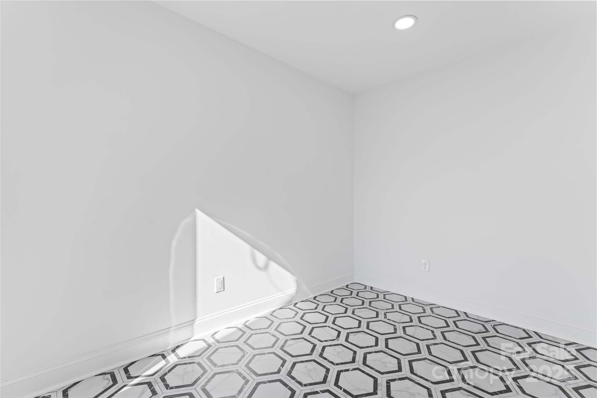 5113 Grice Court Property Photo 17