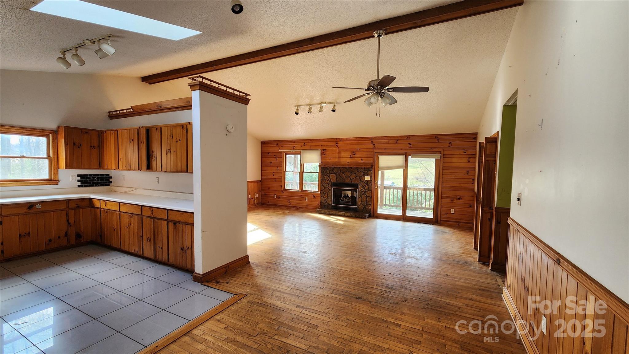 145 Winters Lane Property Photo 7