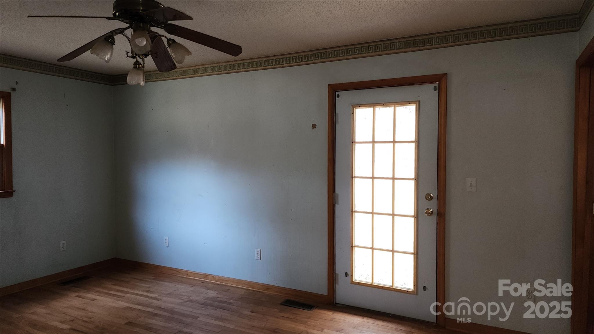 145 Winters Lane Property Photo 16