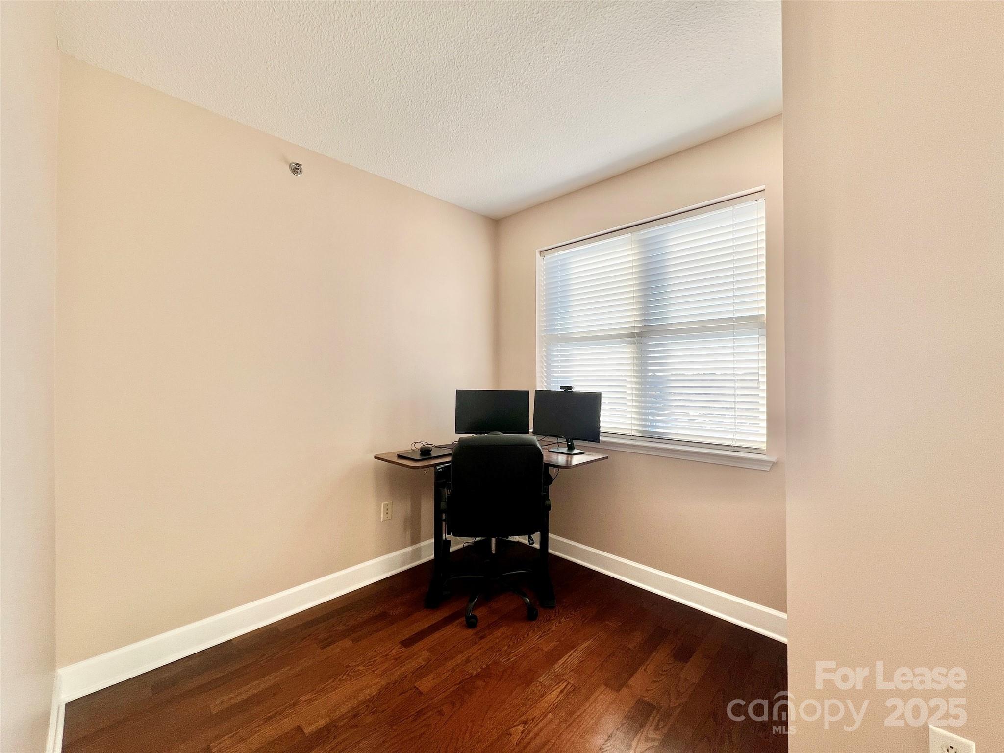 1315 East Boulevard 714 Property Photo 12