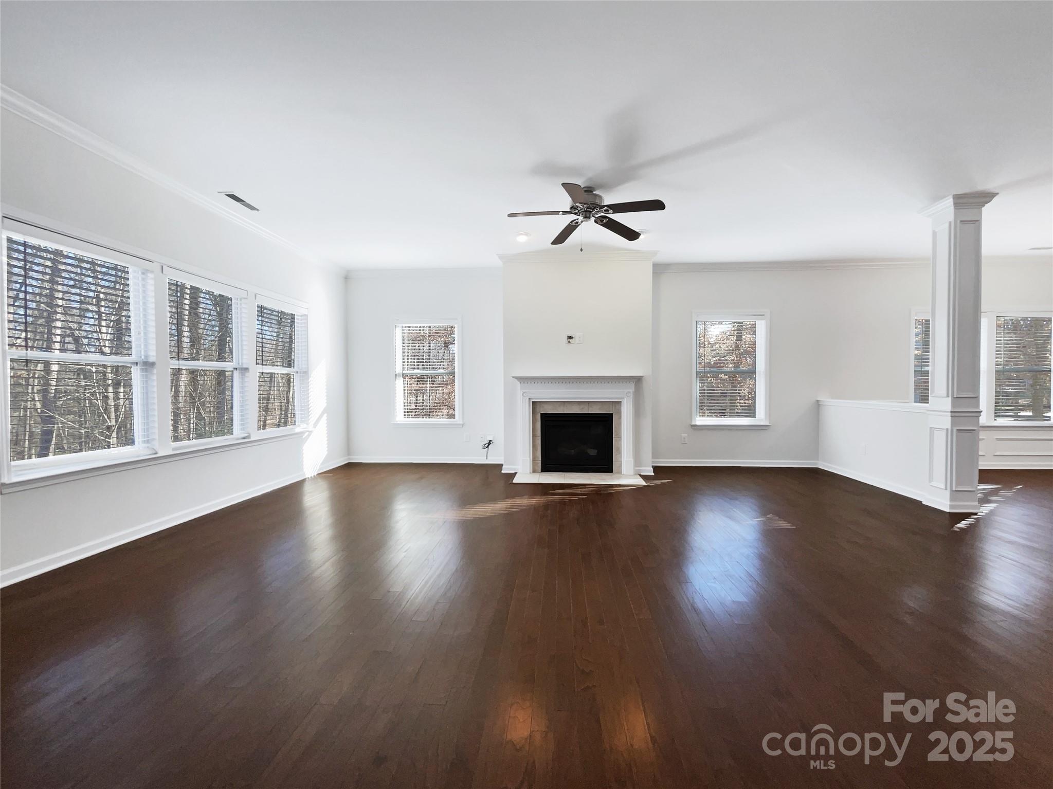 14916 Oregon Oak Court Property Photo 3