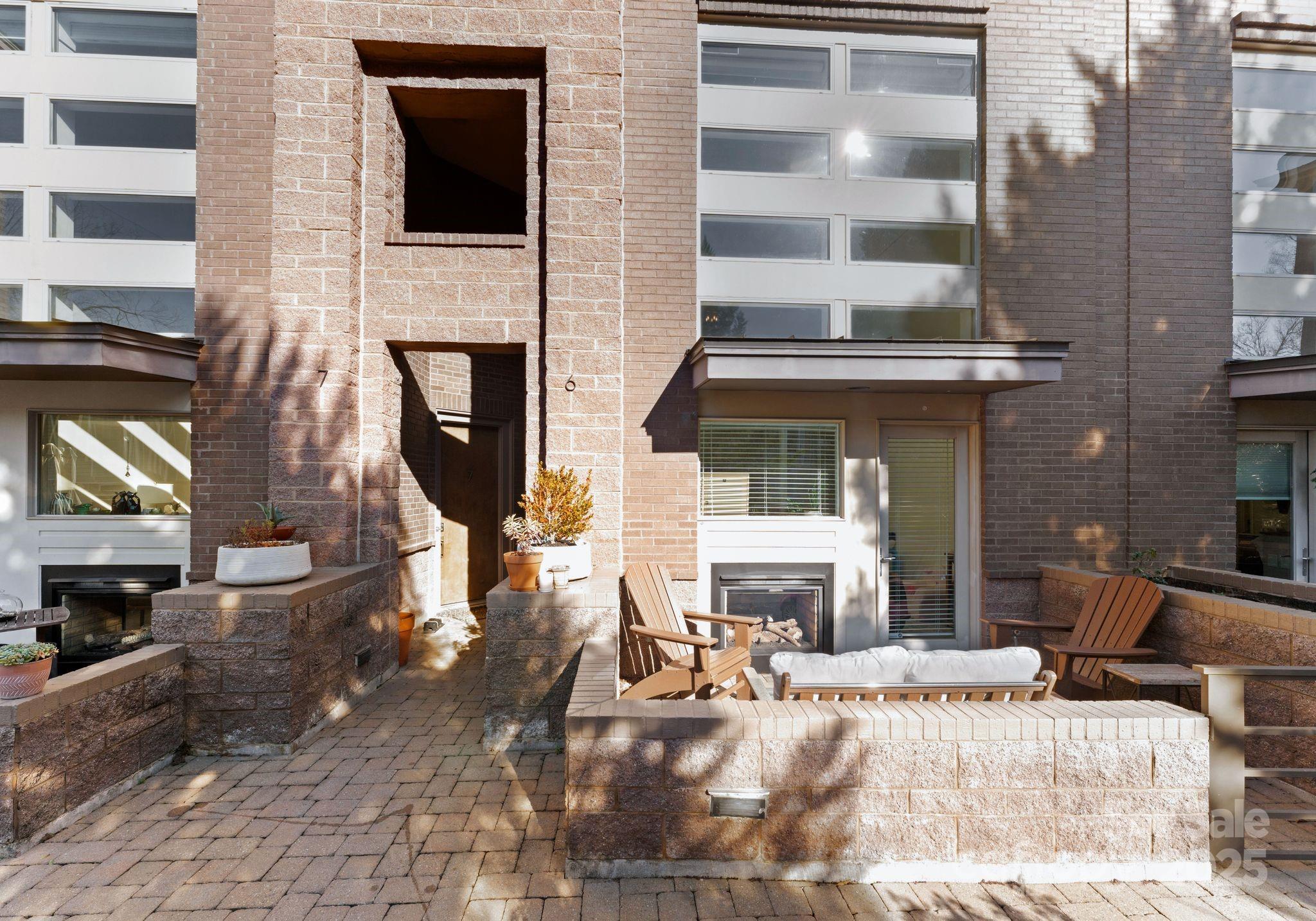 420 Queens Road 6 Property Photo 3