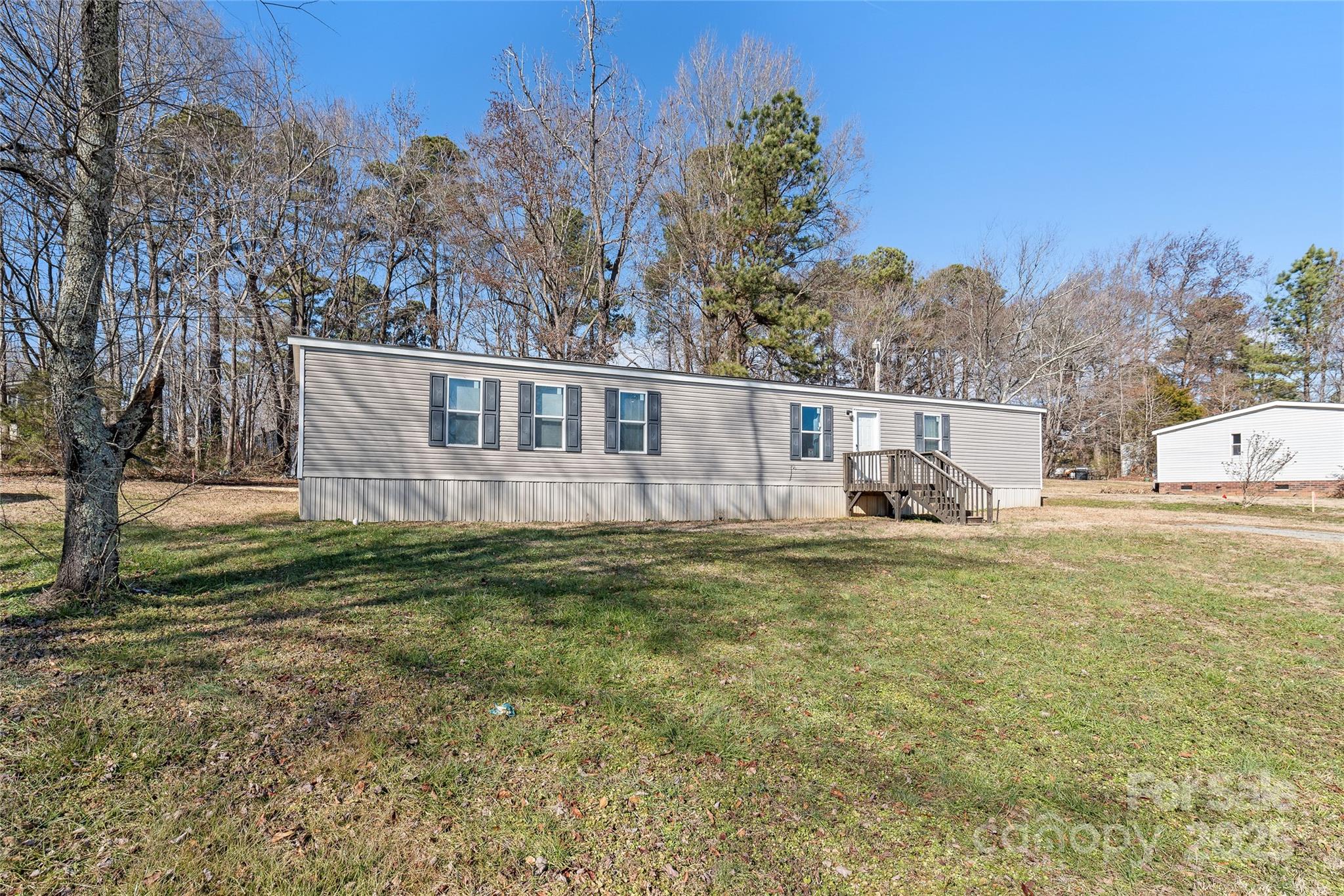 1805 Drew Drive Property Photo