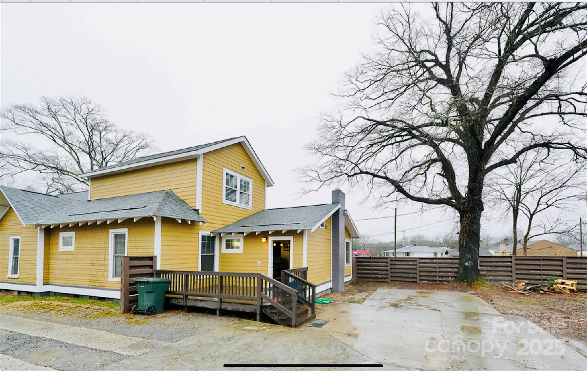 350 Marion Street Property Photo 13