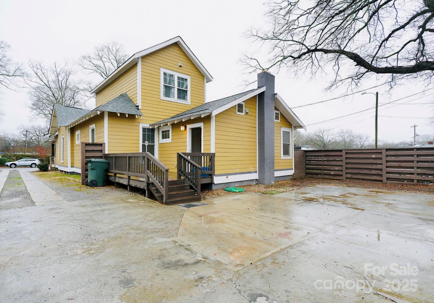 350 Marion Street Property Photo 16