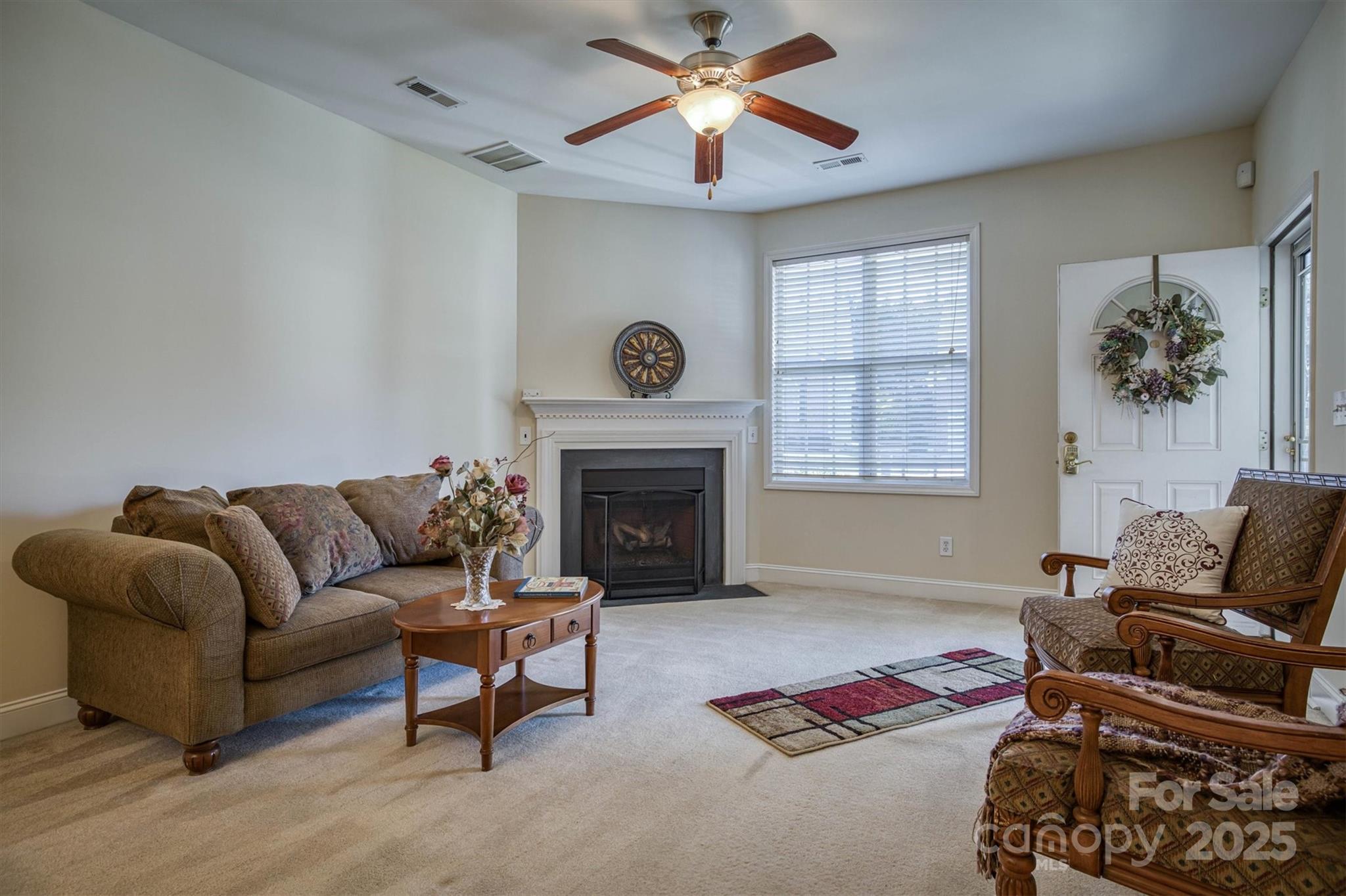 110 Henrys Glen Drive Property Photo 6