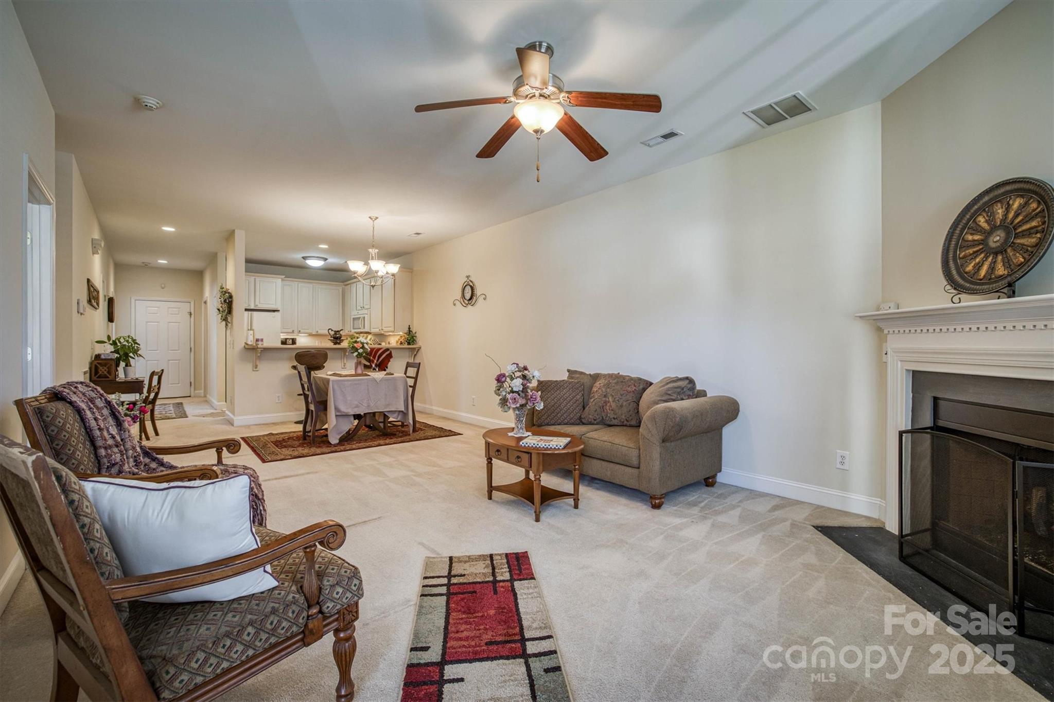110 Henrys Glen Drive Property Photo 8