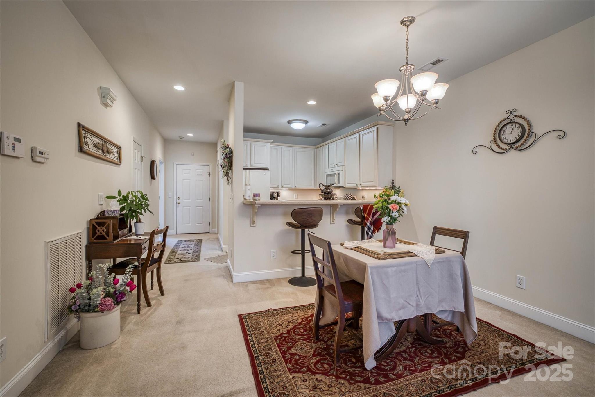 110 Henrys Glen Drive Property Photo 9