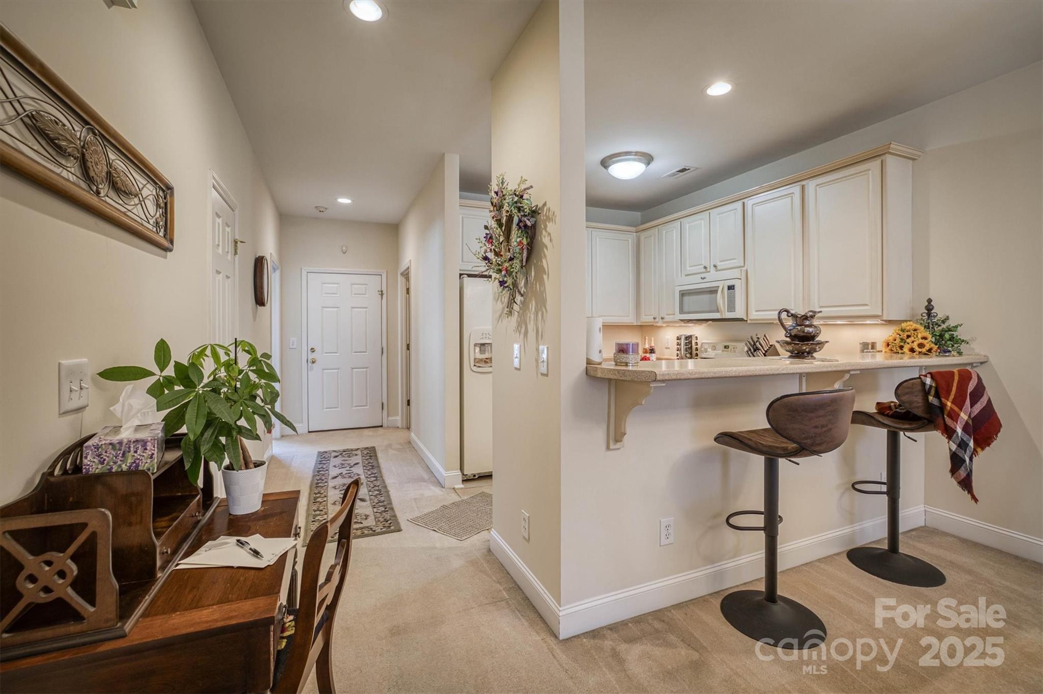 110 Henrys Glen Drive Property Photo 11