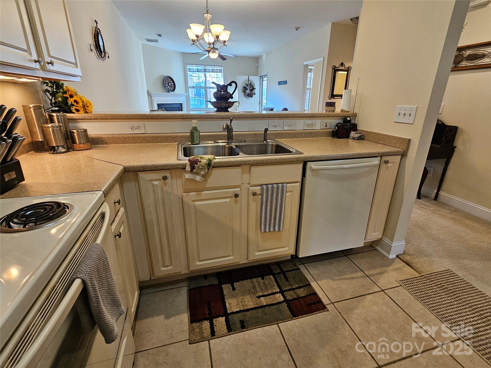 110 Henrys Glen Drive Property Photo 18