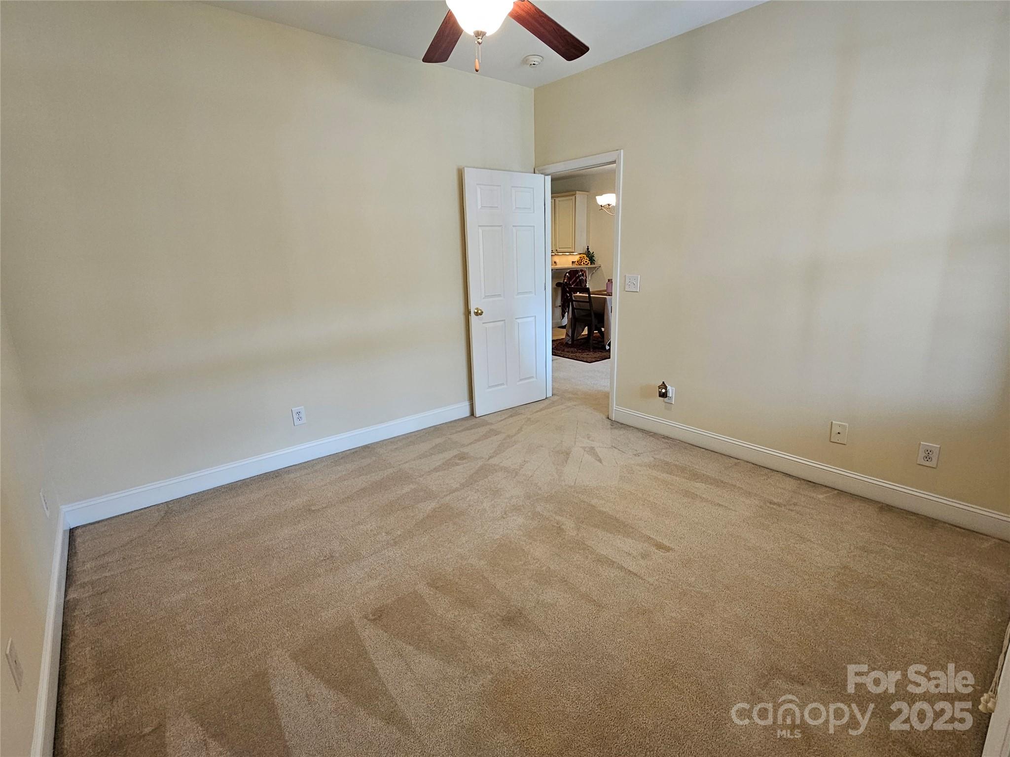 110 Henrys Glen Drive Property Photo 25