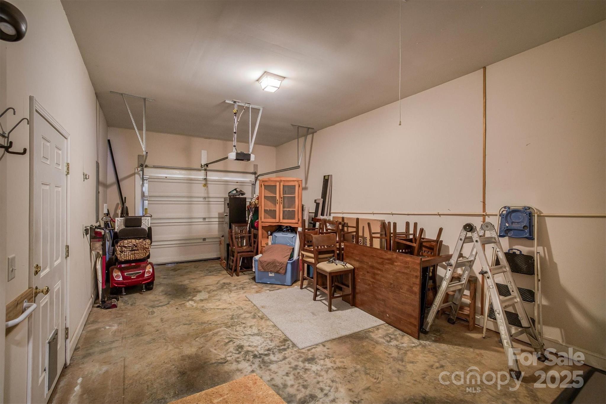 110 Henrys Glen Drive Property Photo 28