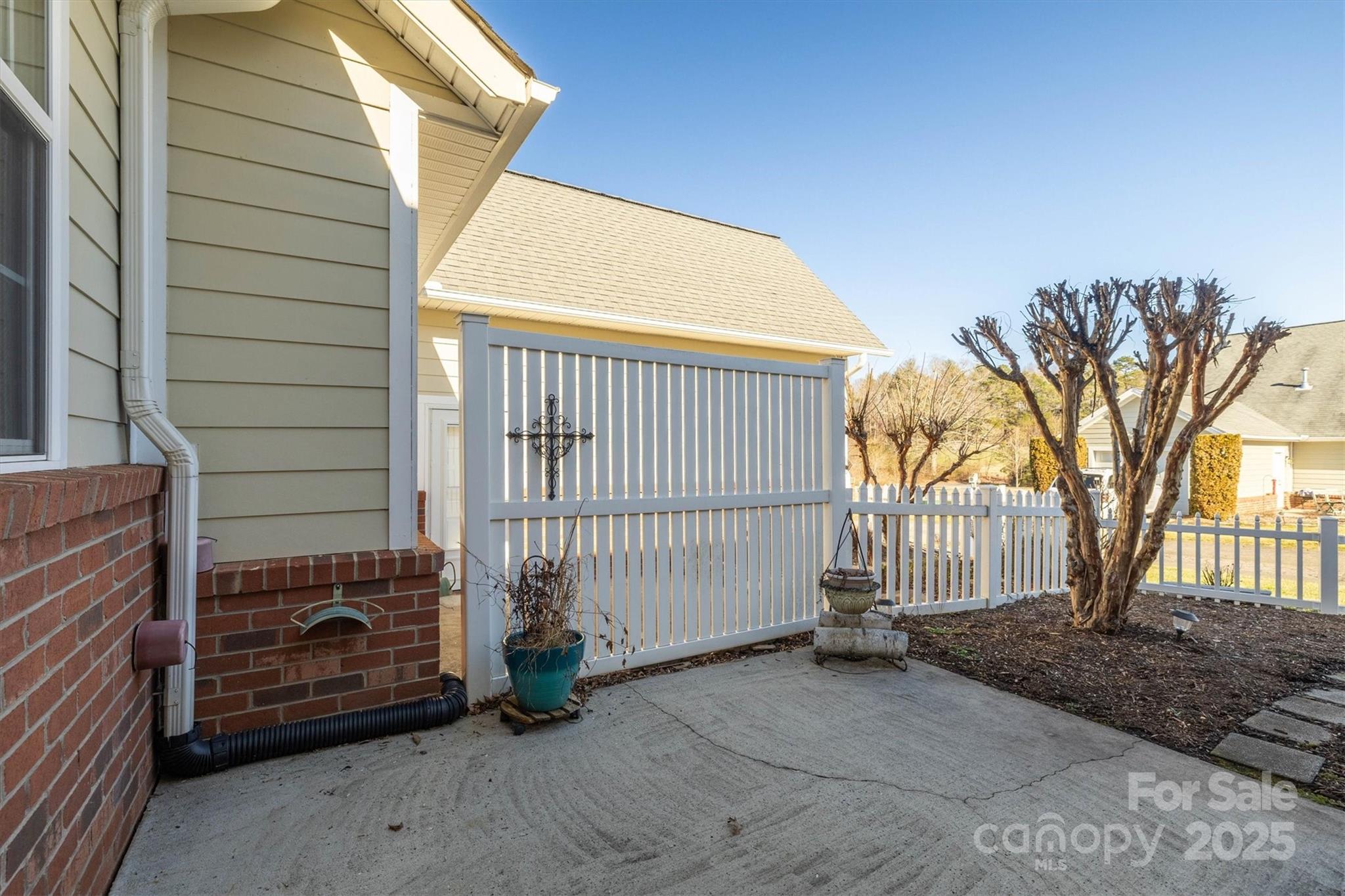 110 Henrys Glen Drive Property Photo 29