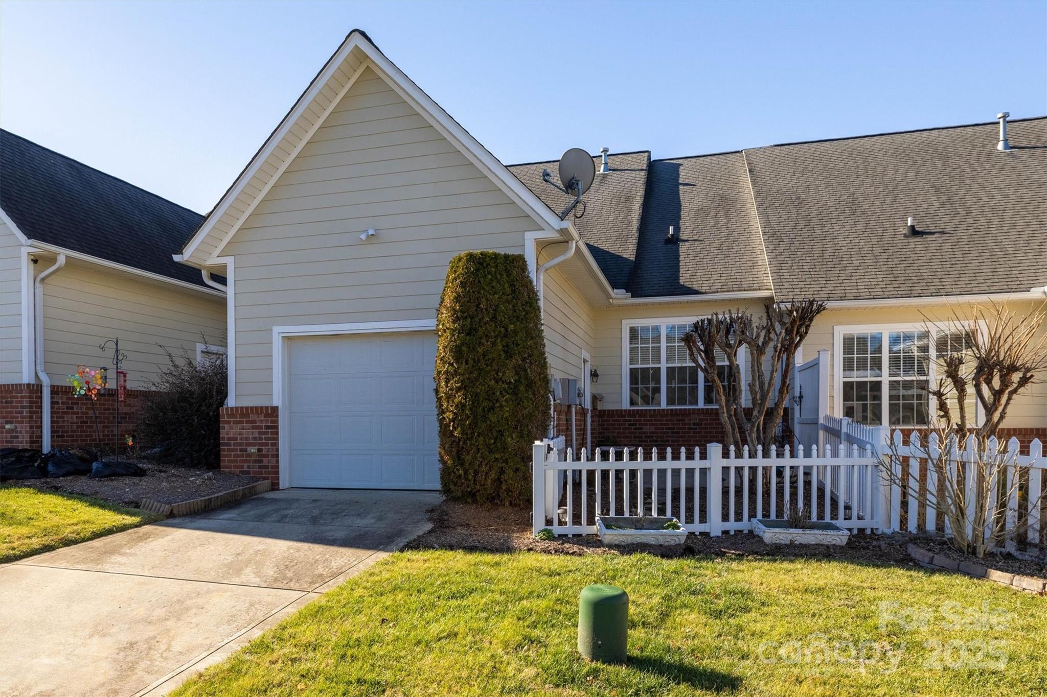 110 Henrys Glen Drive Property Photo 31