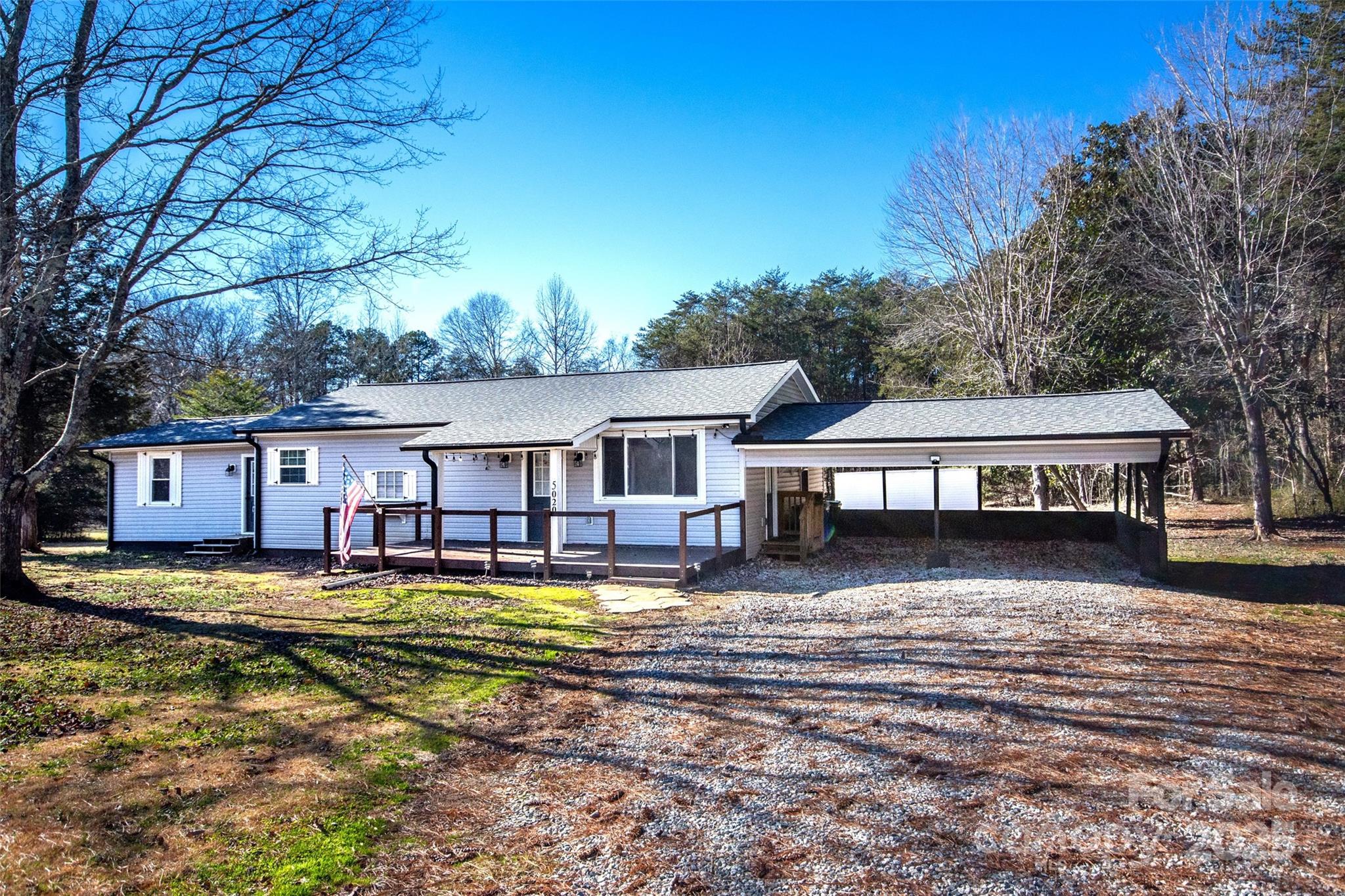 5020 Foster Road Property Photo