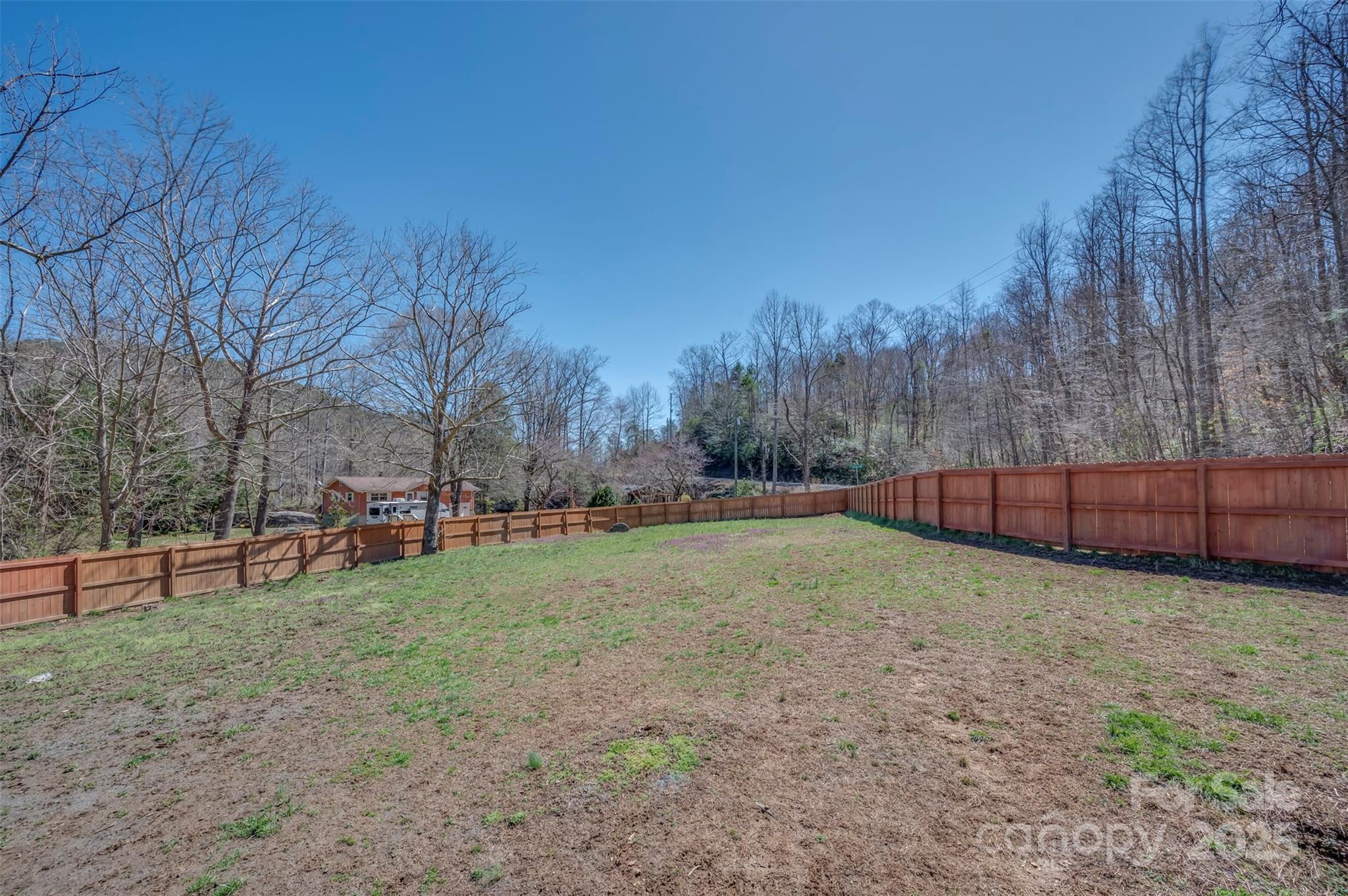 121 Julian Way Property Photo 22