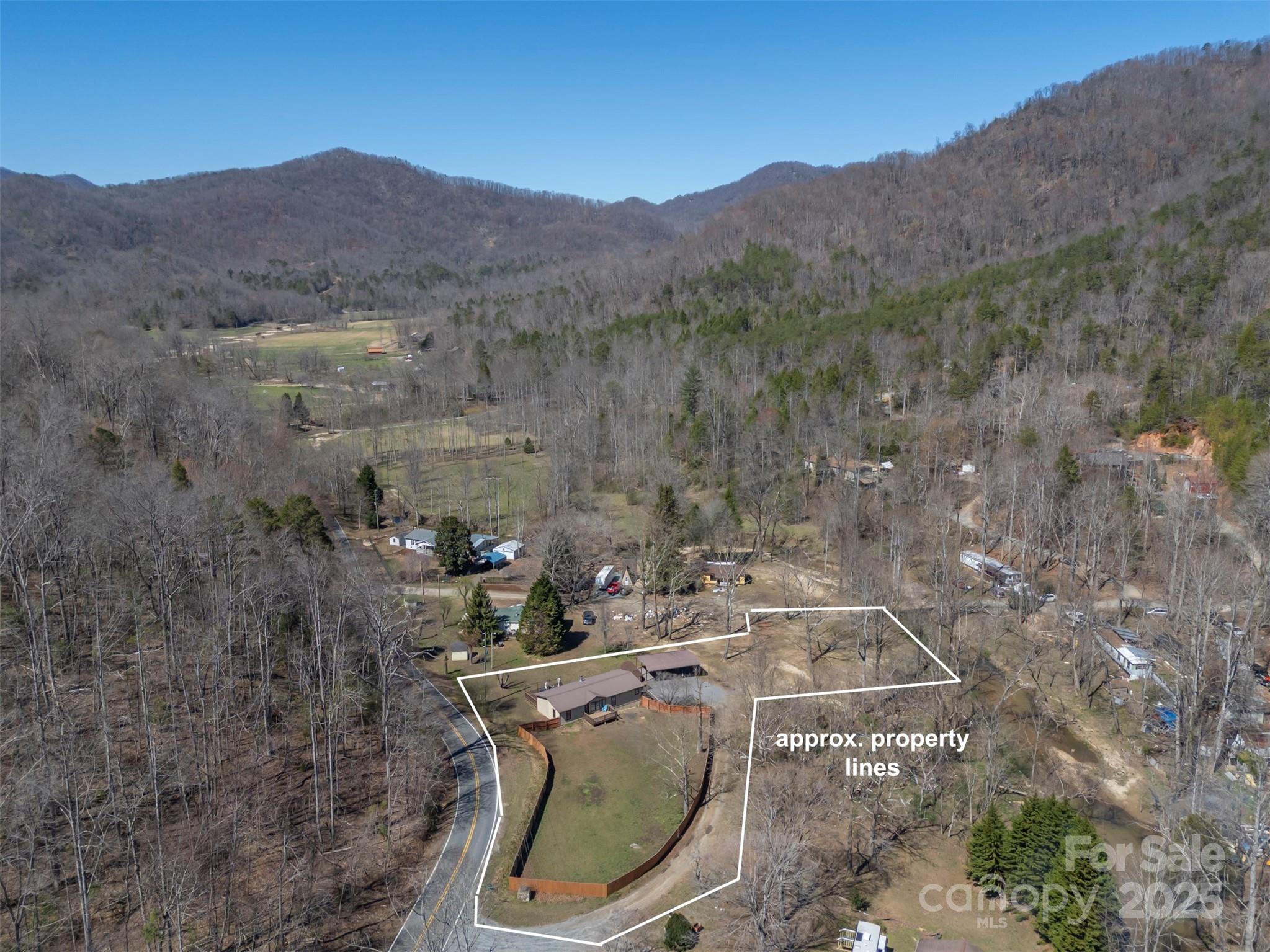 121 Julian Way Property Photo 29