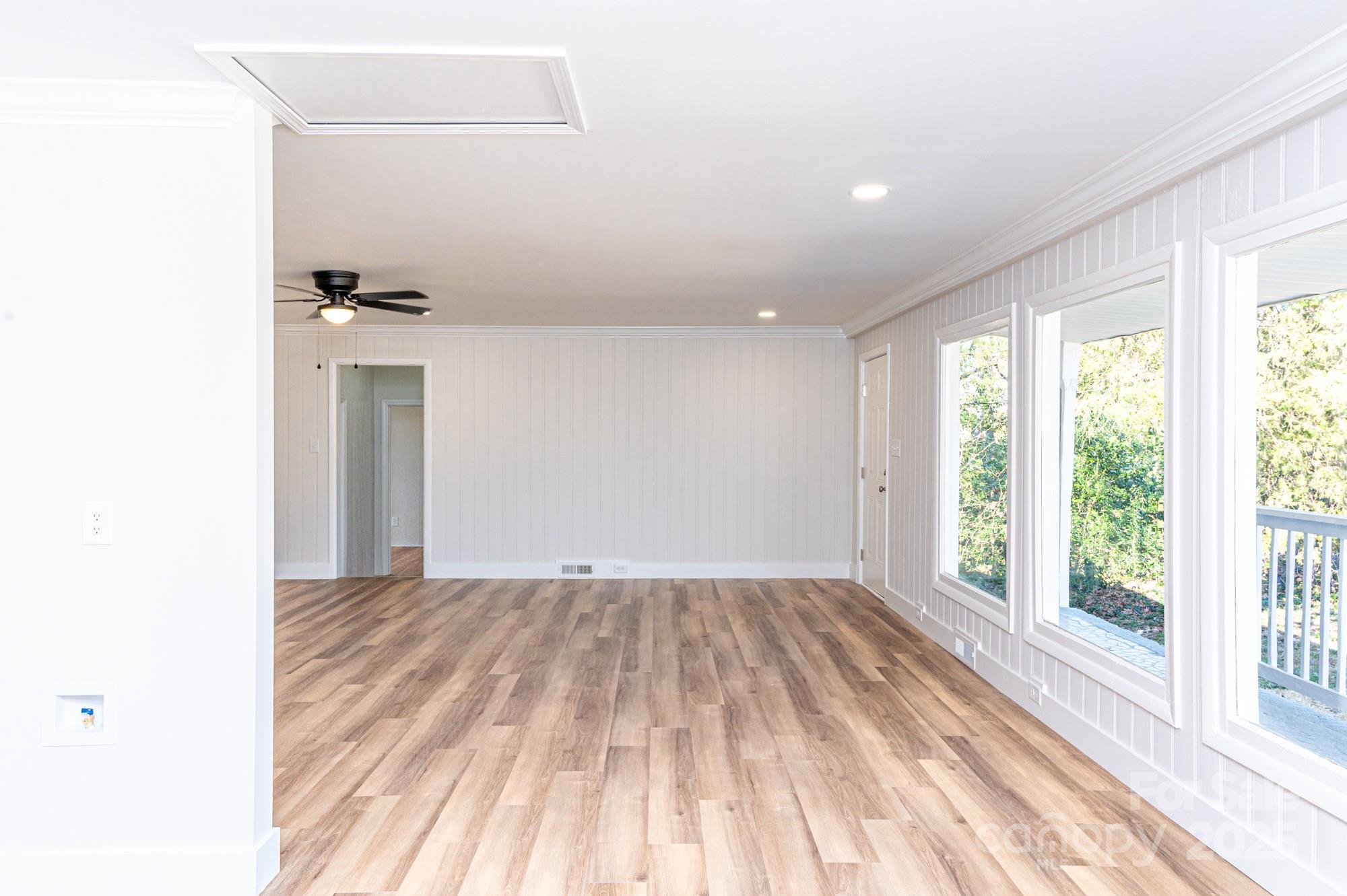 2504 S Cannon Boulevard Property Photo 3