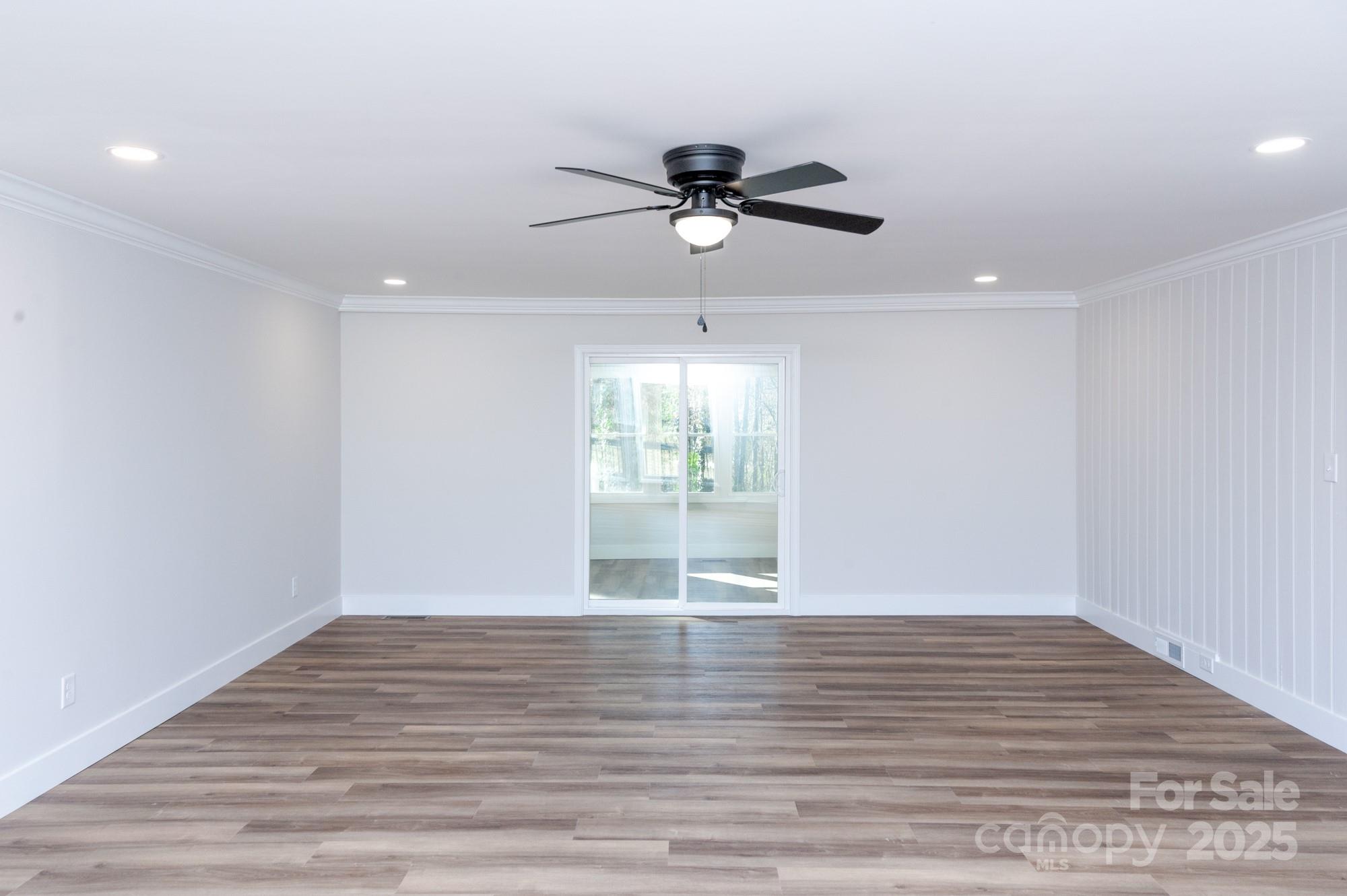 2504 S Cannon Boulevard Property Photo 13