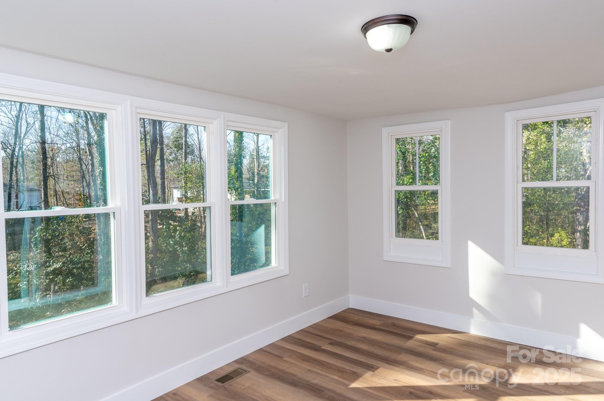 2504 S Cannon Boulevard Property Photo 15