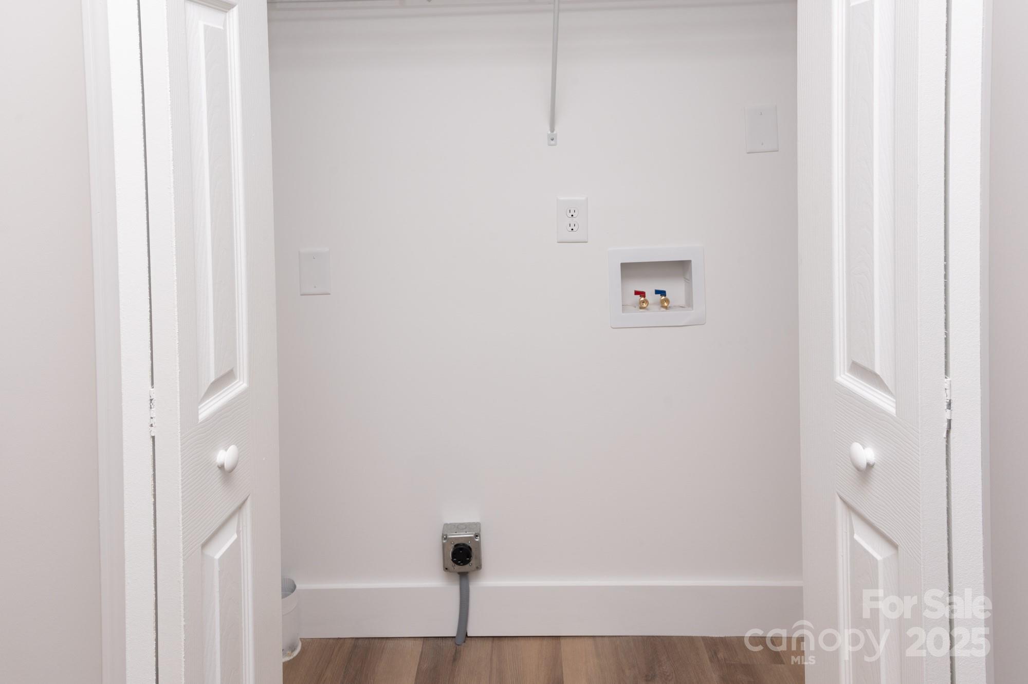 2504 S Cannon Boulevard Property Photo 21