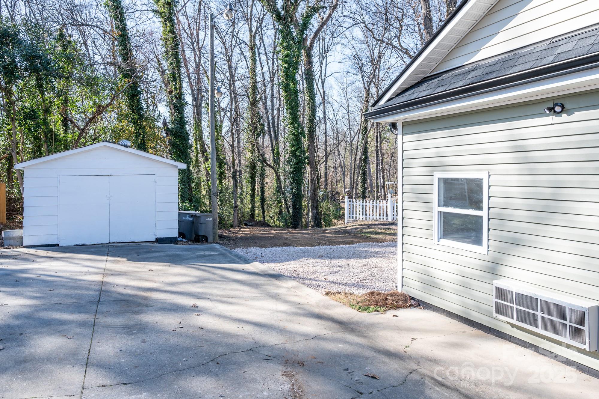 2504 S Cannon Boulevard Property Photo 27
