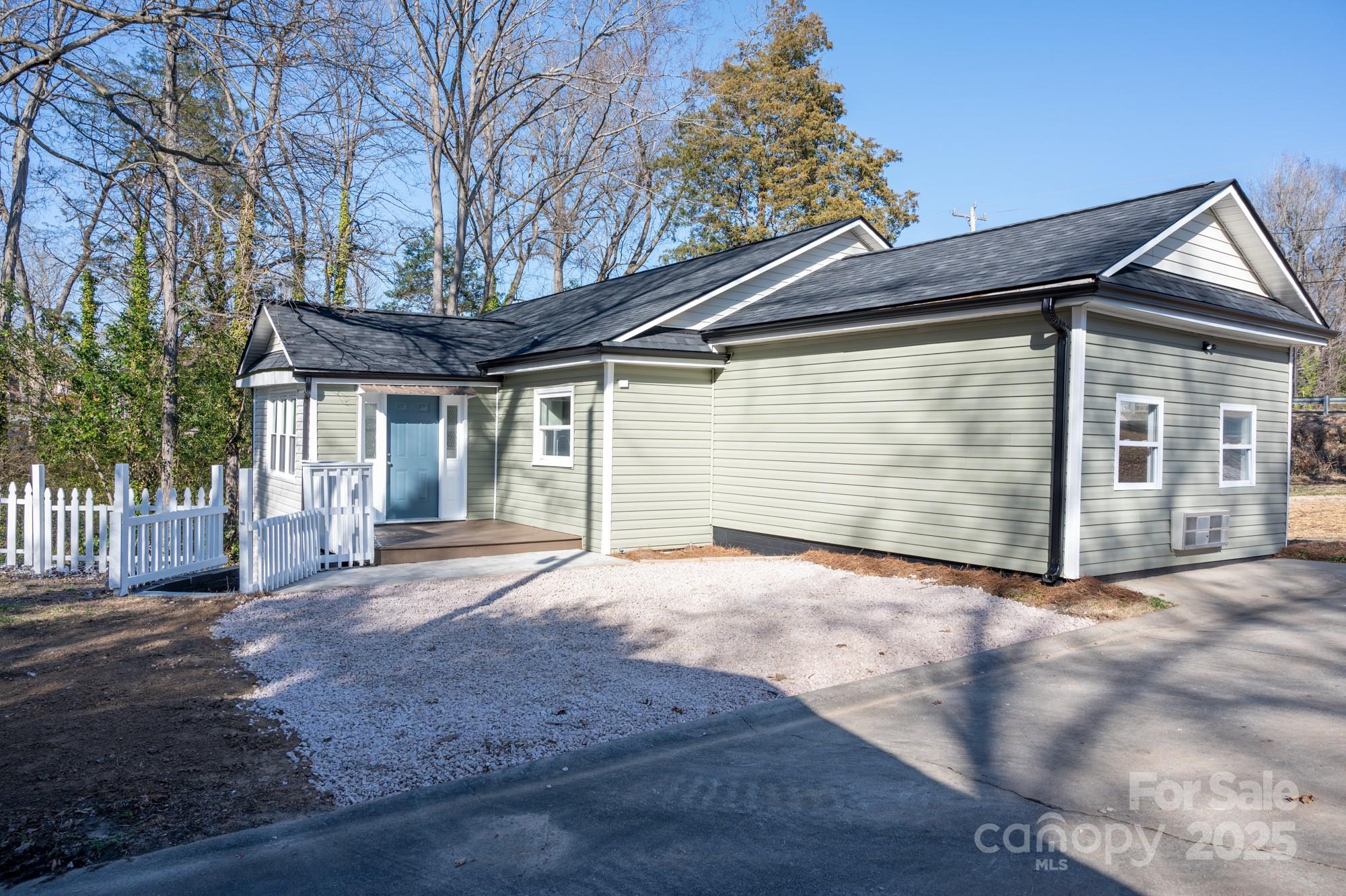 2504 S Cannon Boulevard Property Photo 28