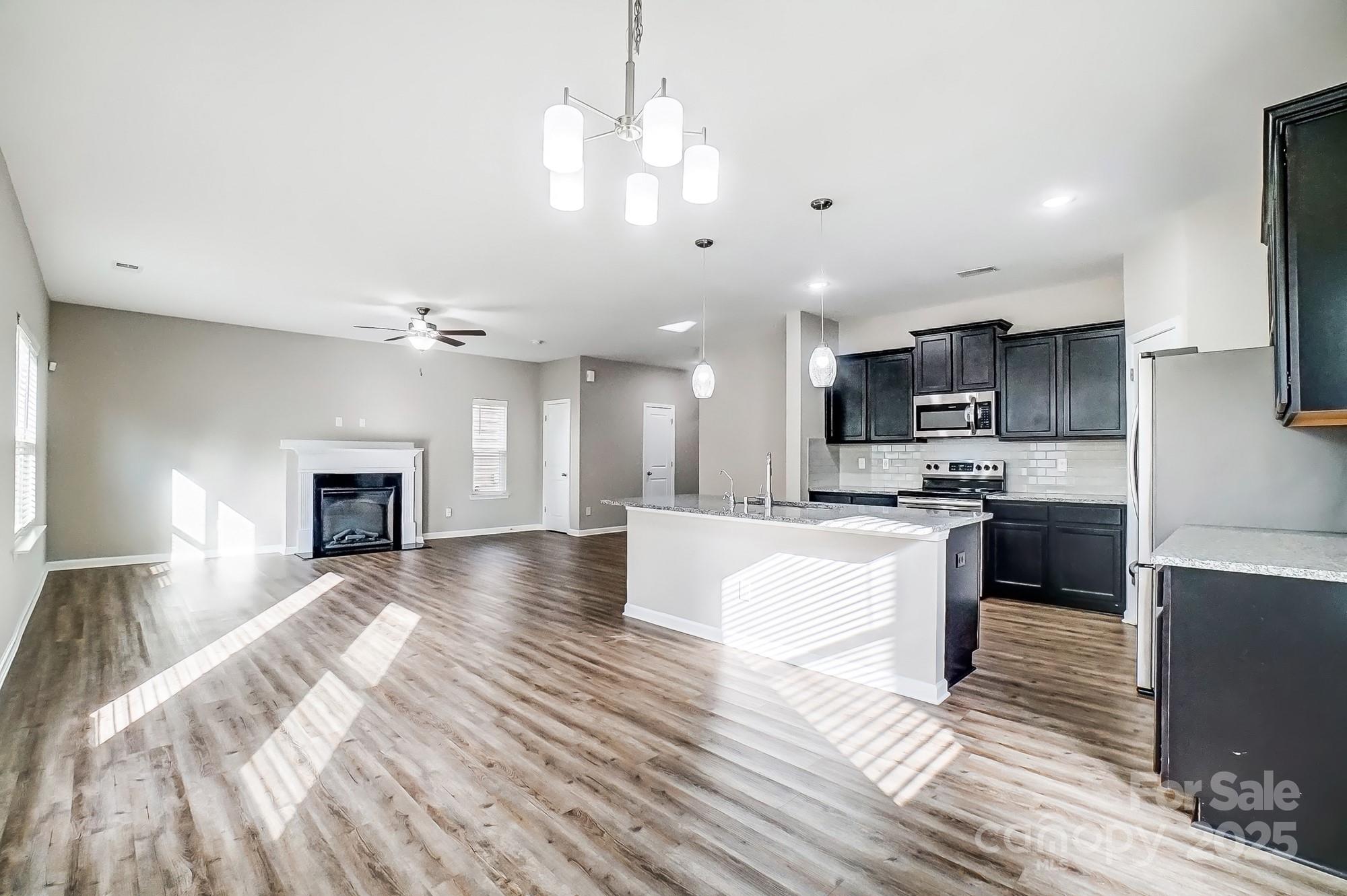 3216 Ainsley Woods Drive Property Photo 14