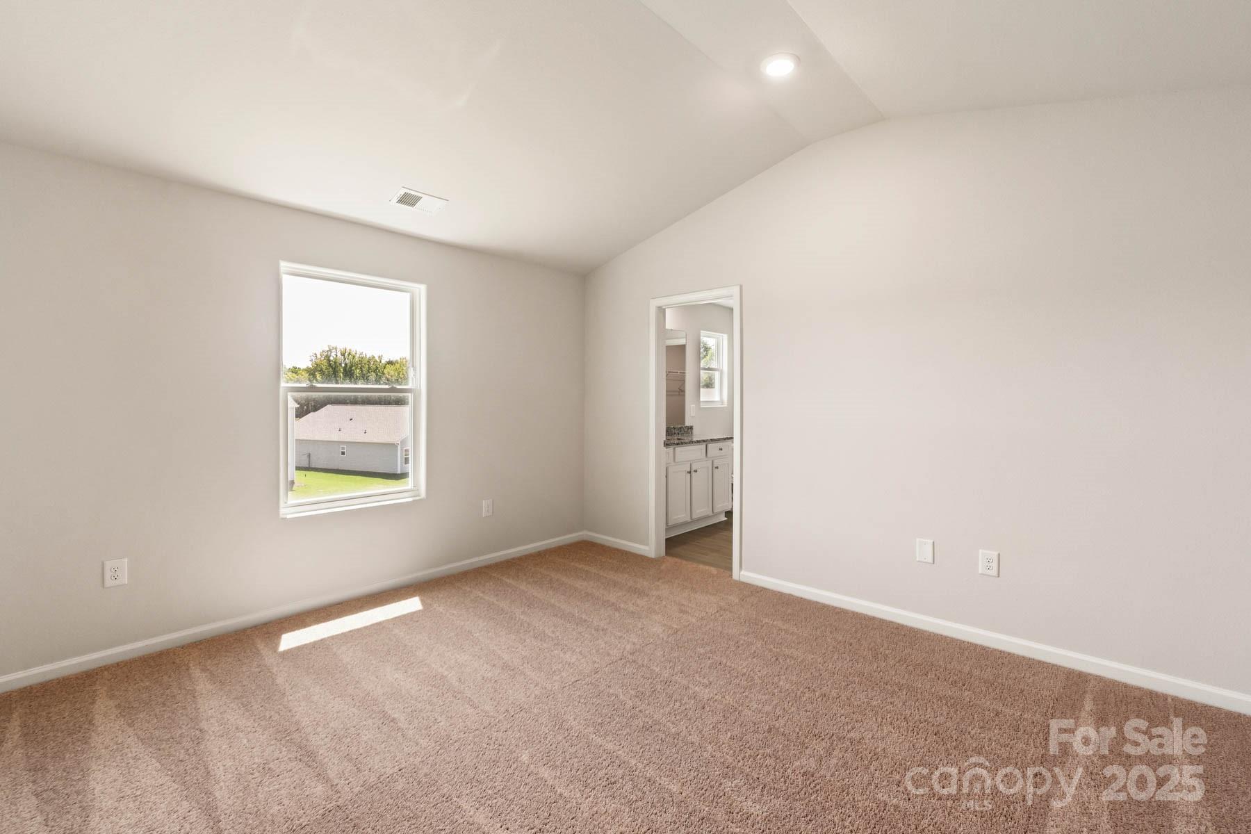 3266 Maple Ridge Drive Property Photo 12