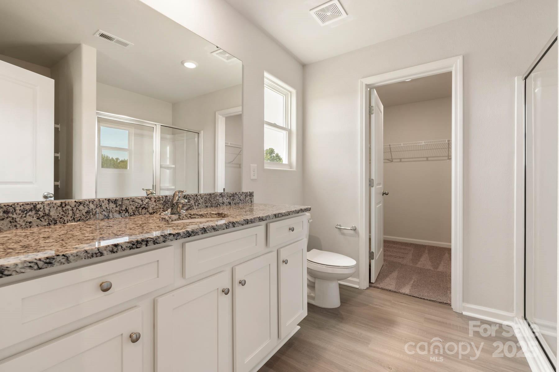 3266 Maple Ridge Drive Property Photo 13