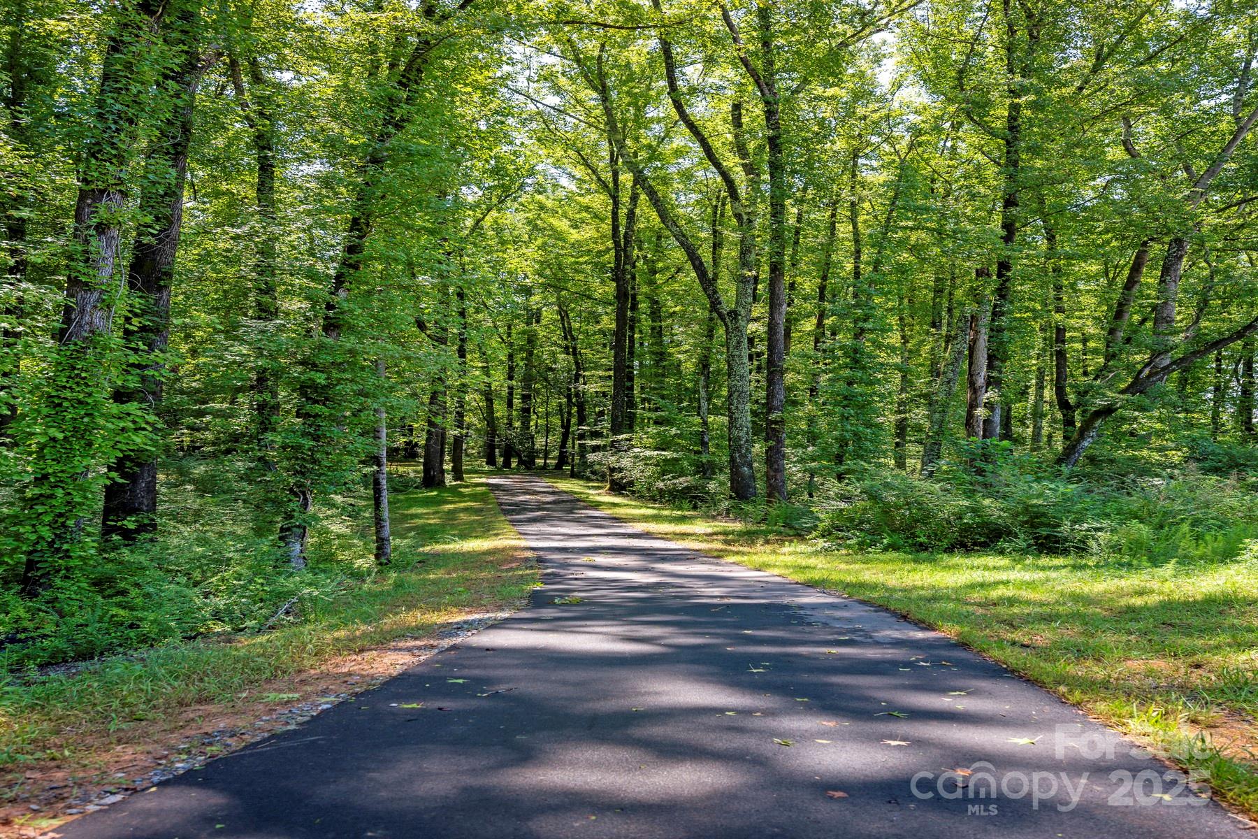 3266 Maple Ridge Drive Property Photo 24