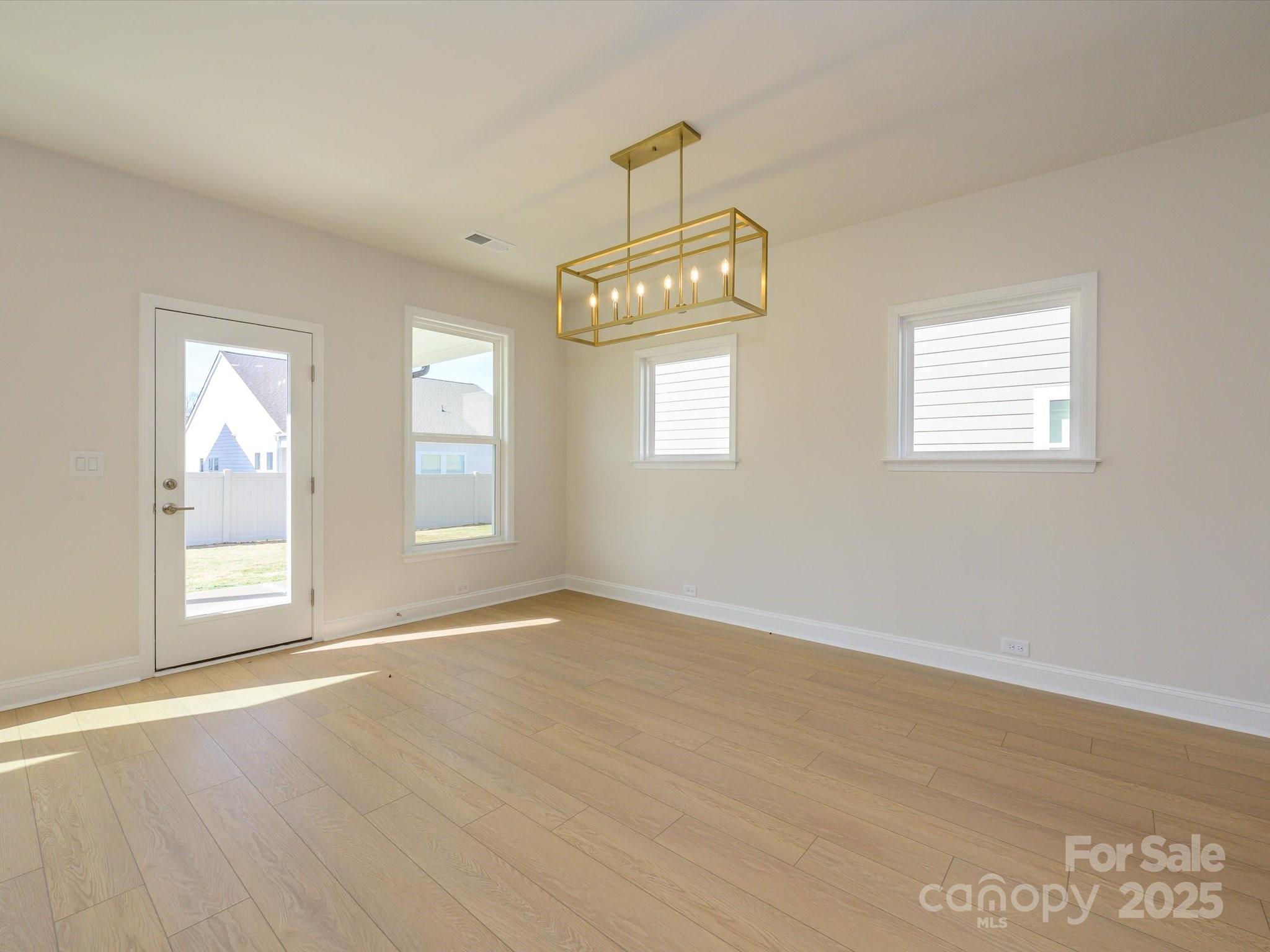 3111 Vermillion Drive Property Photo 10