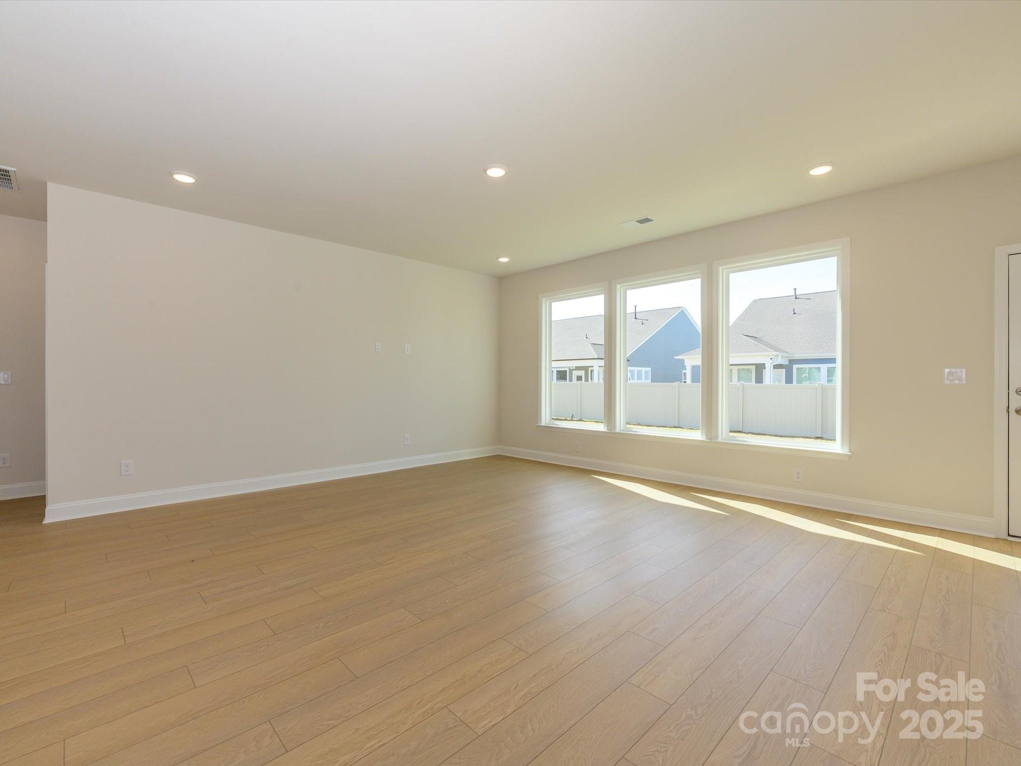 3111 Vermillion Drive Property Photo 13