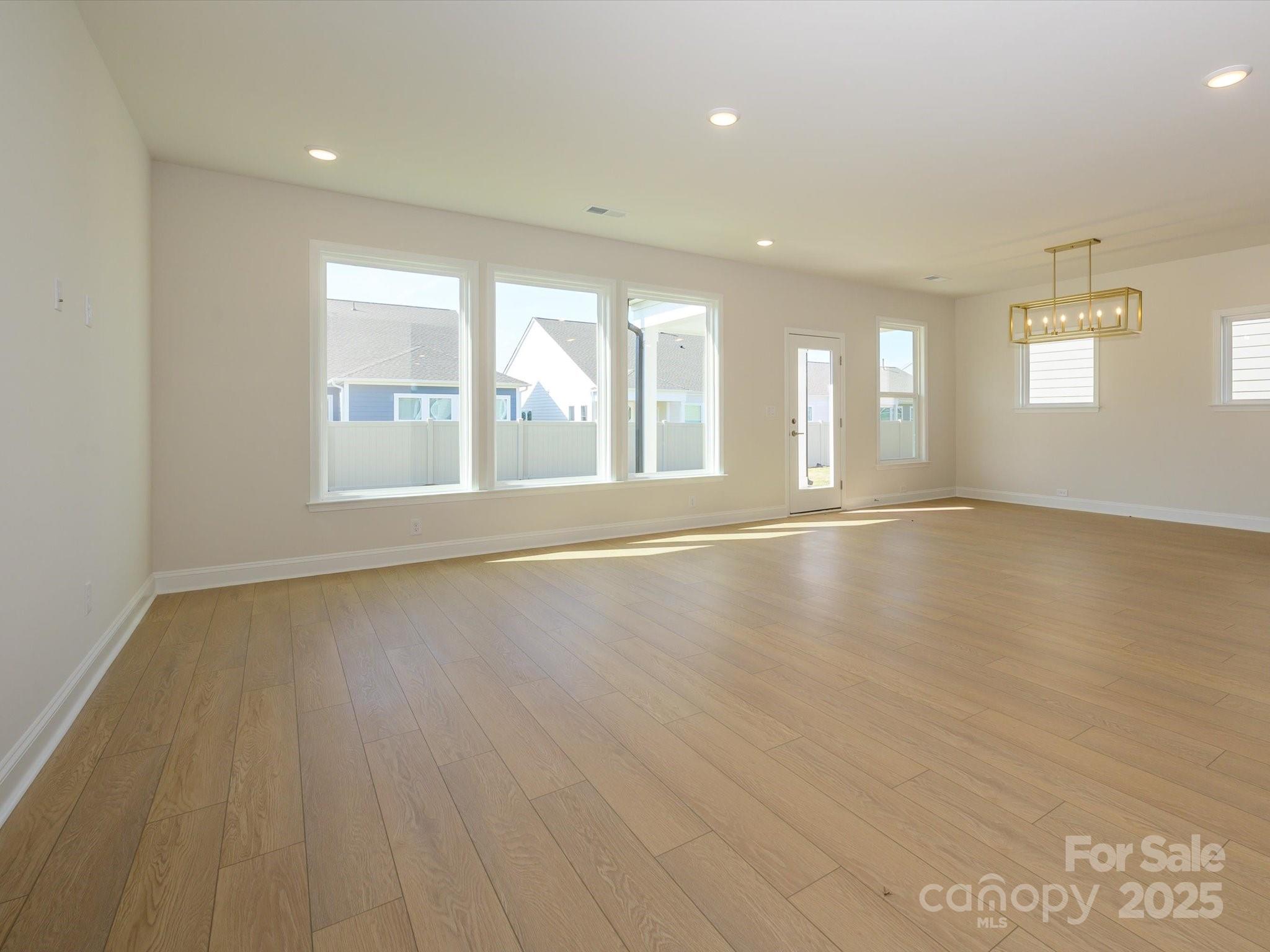 3111 Vermillion Drive Property Photo 14