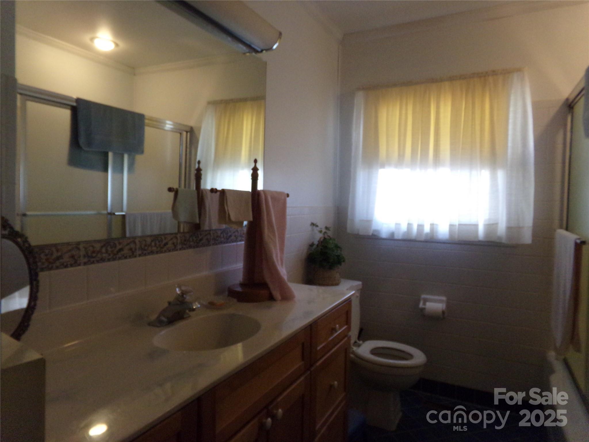 5514 Grafton Place Property Photo 5