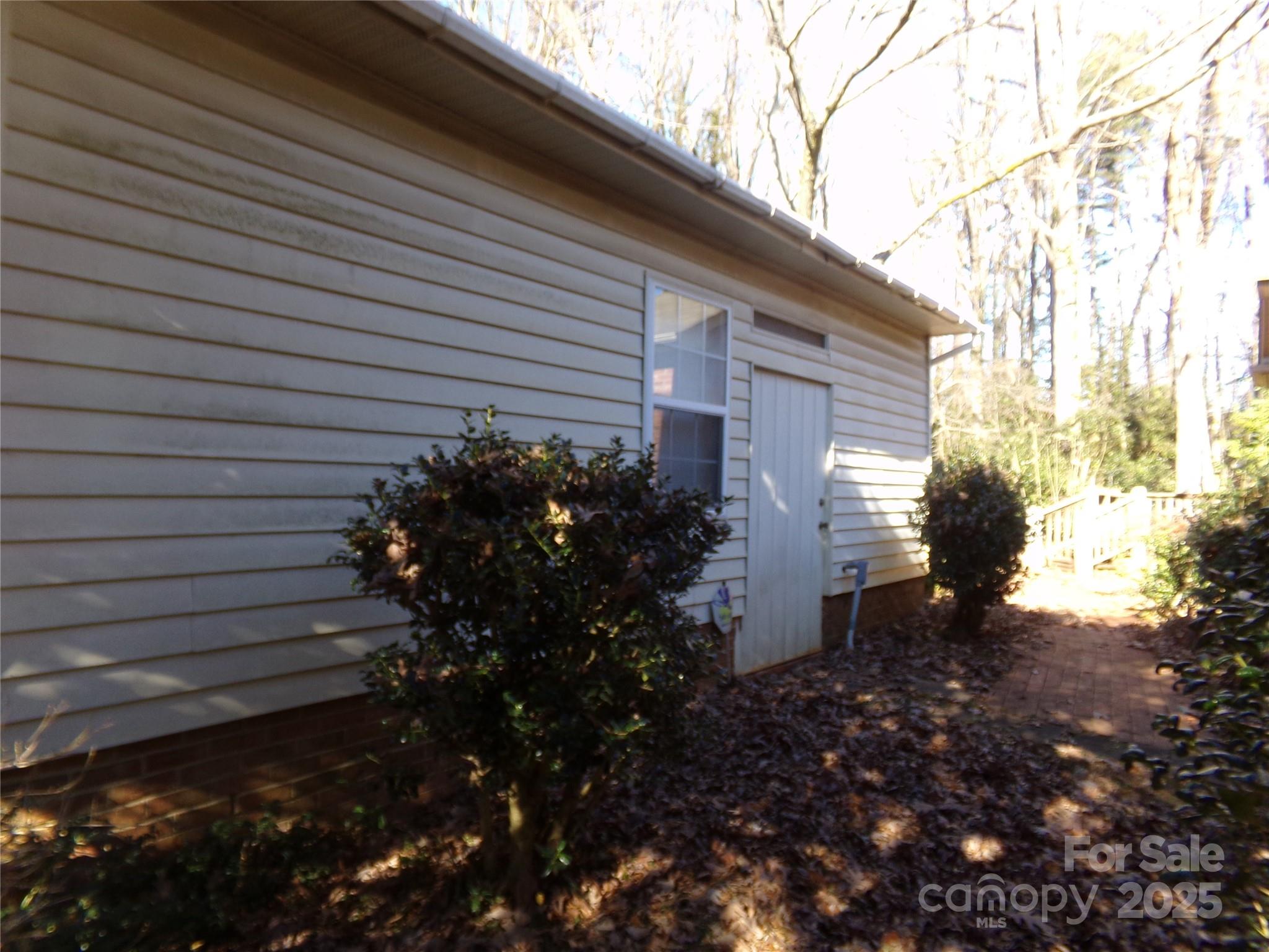 5514 Grafton Place Property Photo 9