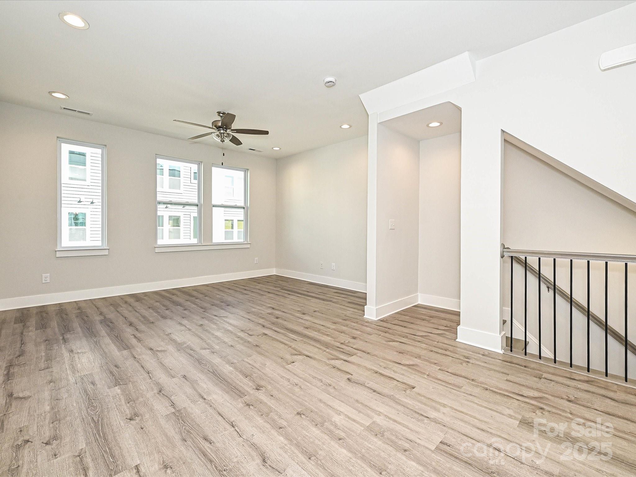 1225 E 34th Street Csw0419 Property Photo 15