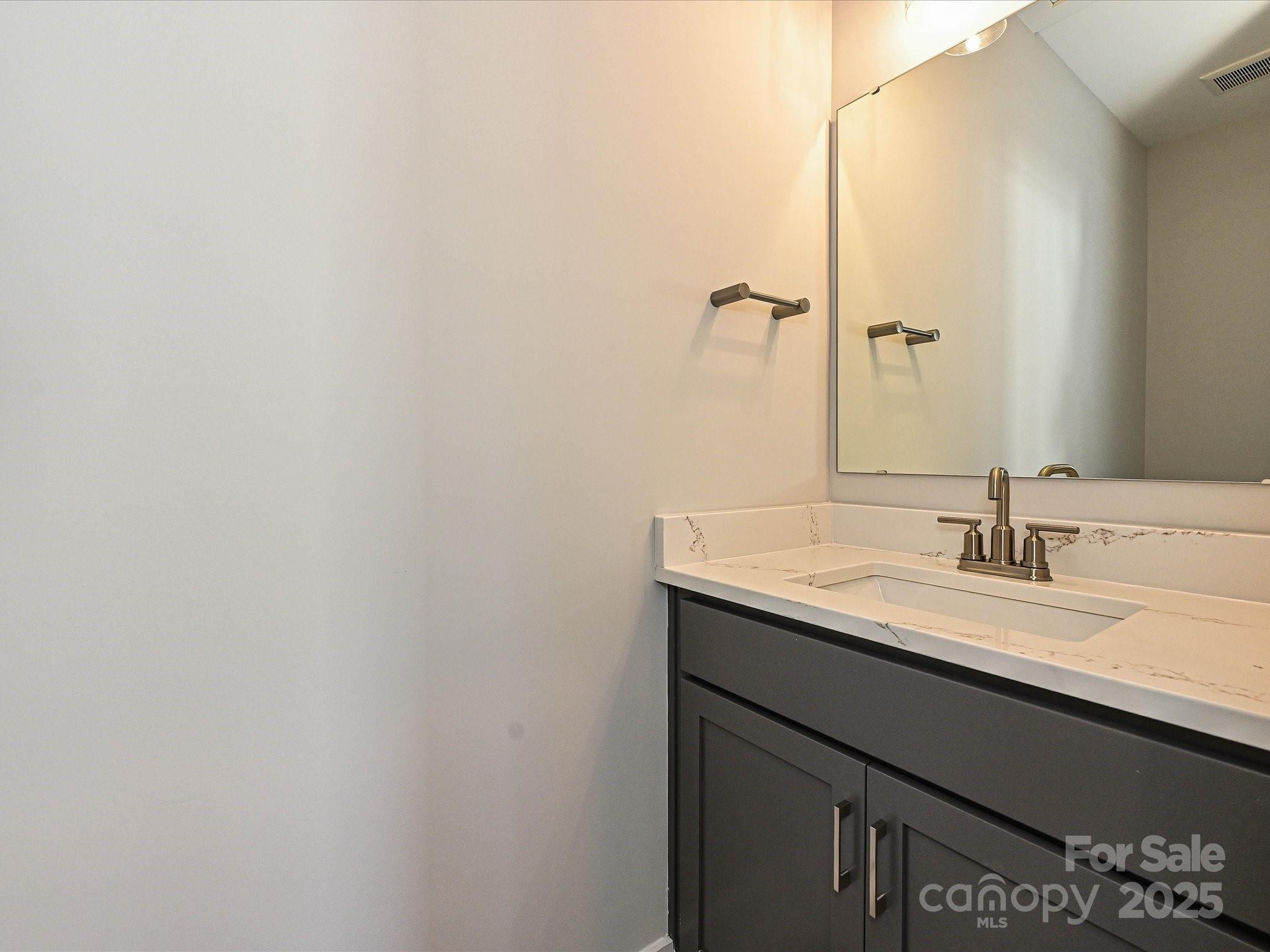 1225 E 34th Street Csw0419 Property Photo 26