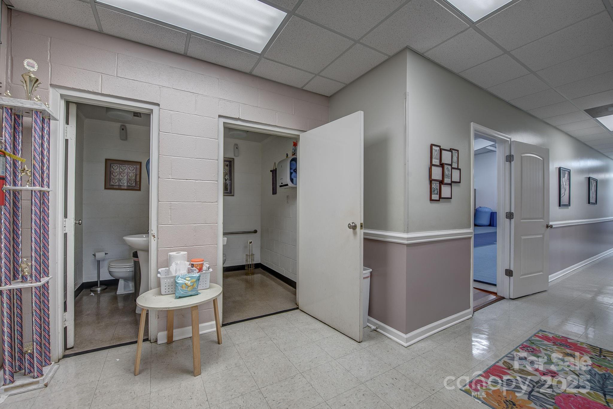 301 S Battleground Avenue Property Photo 15