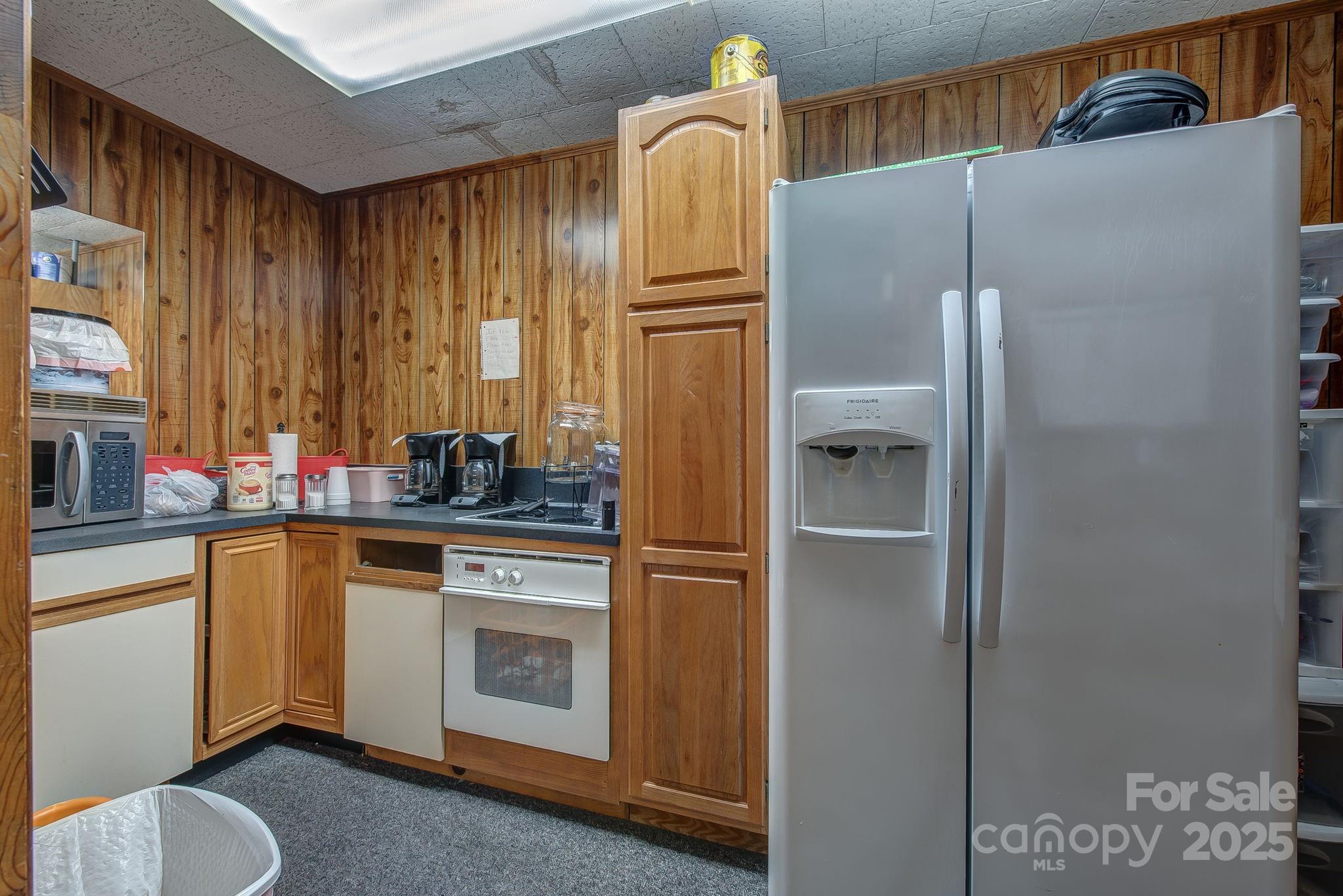 301 S Battleground Avenue Property Photo 18