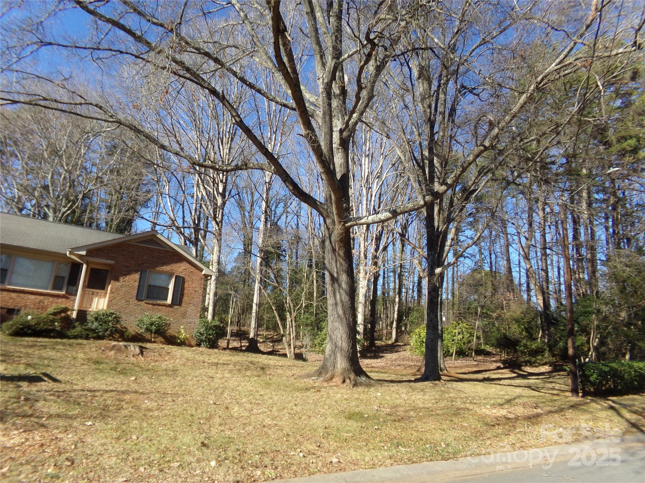 5514 Grafton Place Property Photo 2