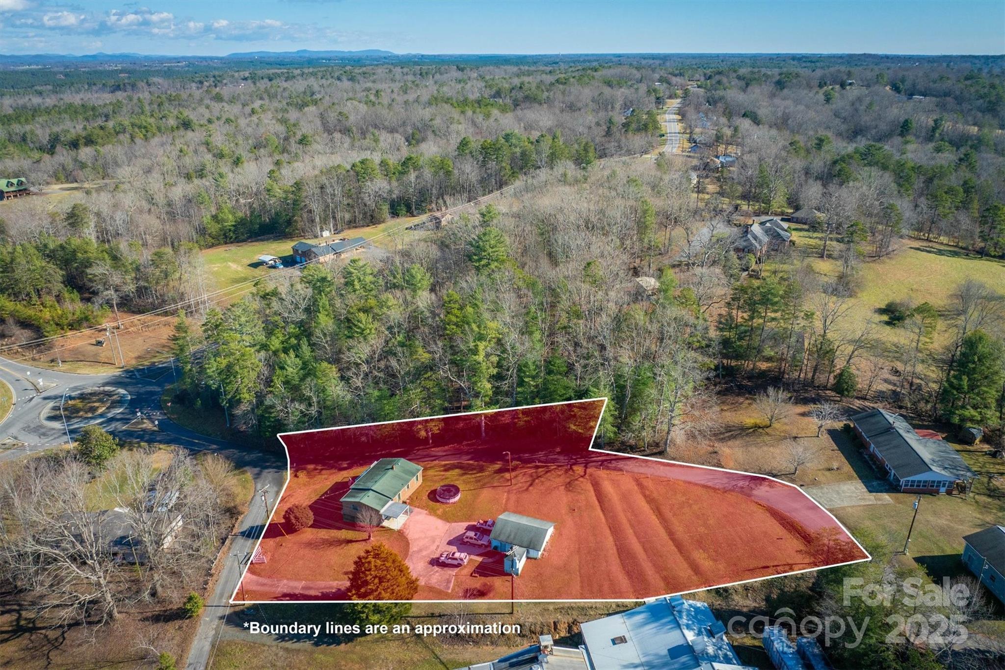 811 Kathy Drive Property Photo 2