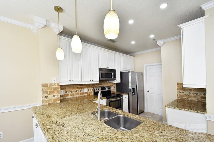 18824 Nautical Drive 23 Property Photo 8