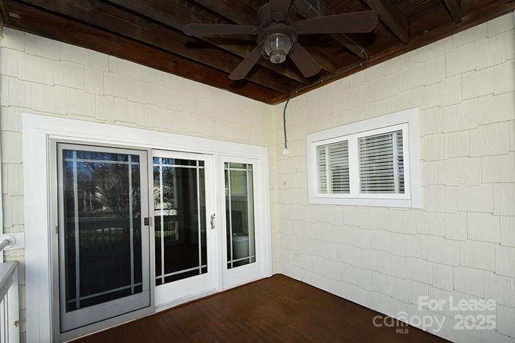 18824 Nautical Drive 23 Property Photo 11