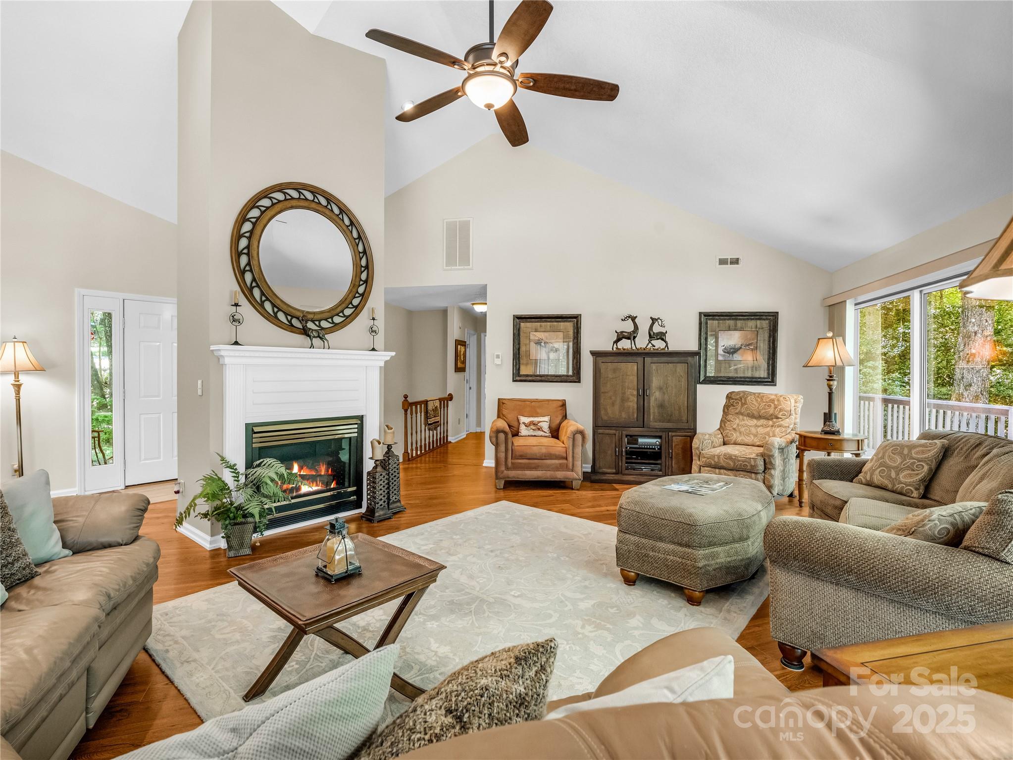 193 Downing Place Property Photo 8
