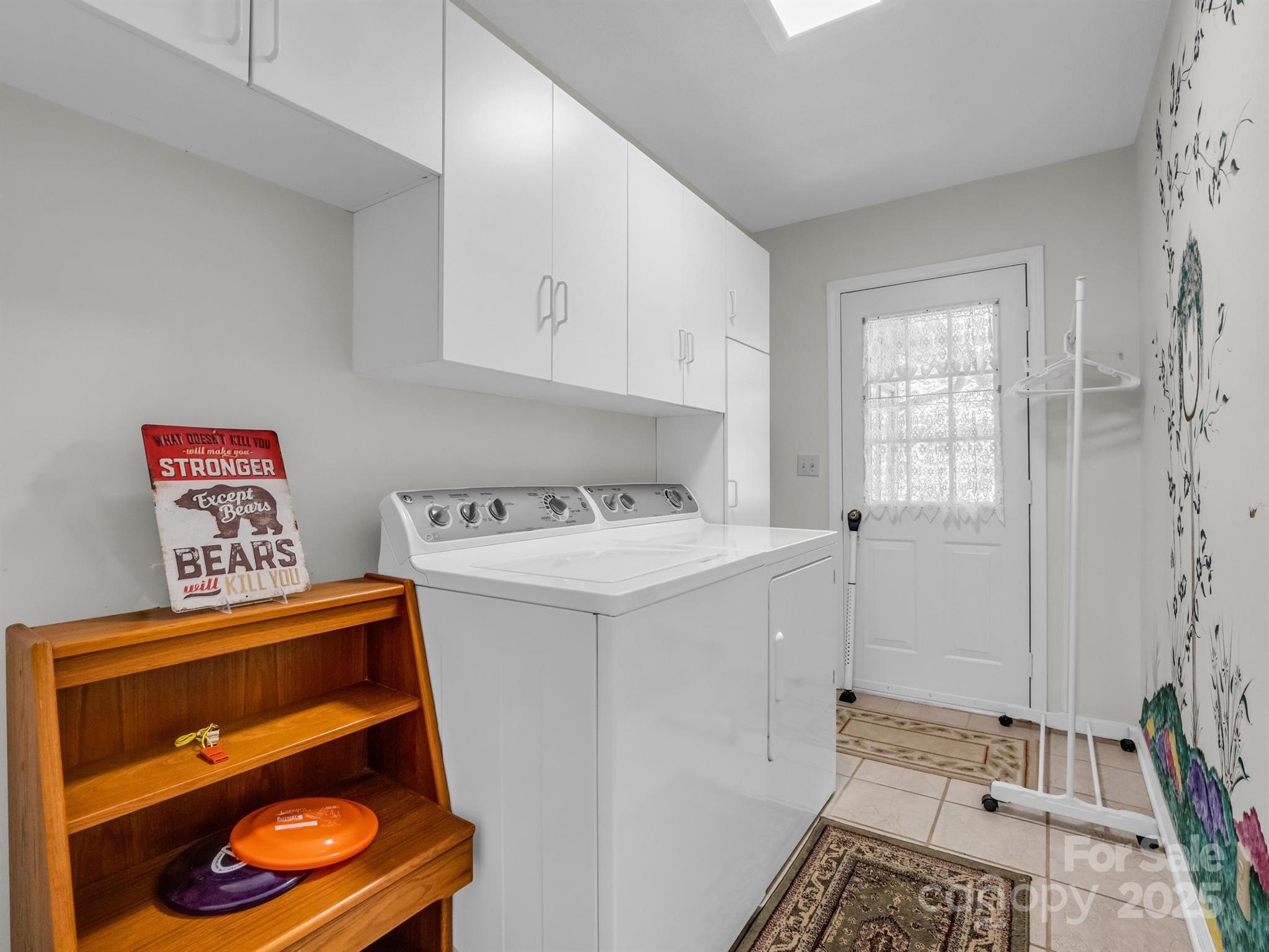 193 Downing Place Property Photo 17