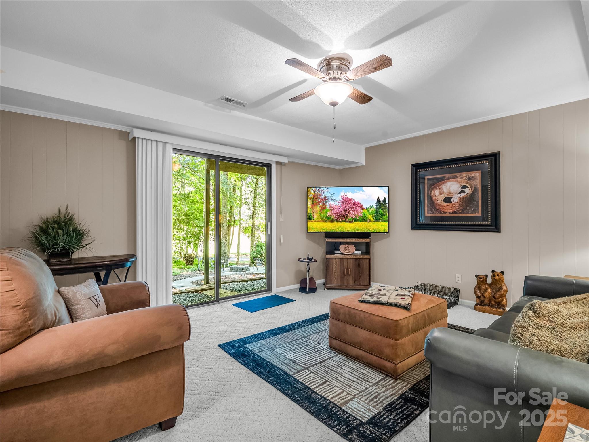 193 Downing Place Property Photo 27