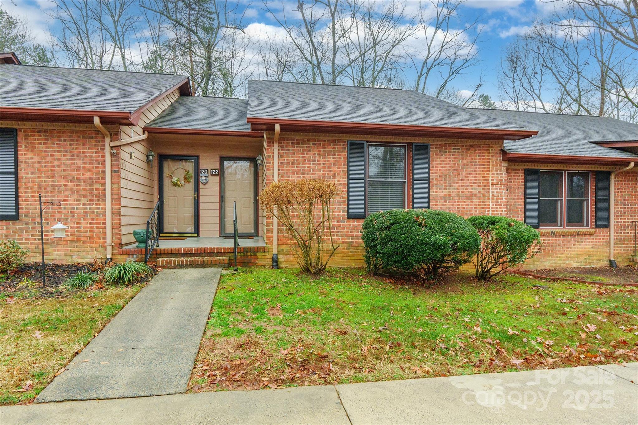 122 Ashleigh Court Property Photo